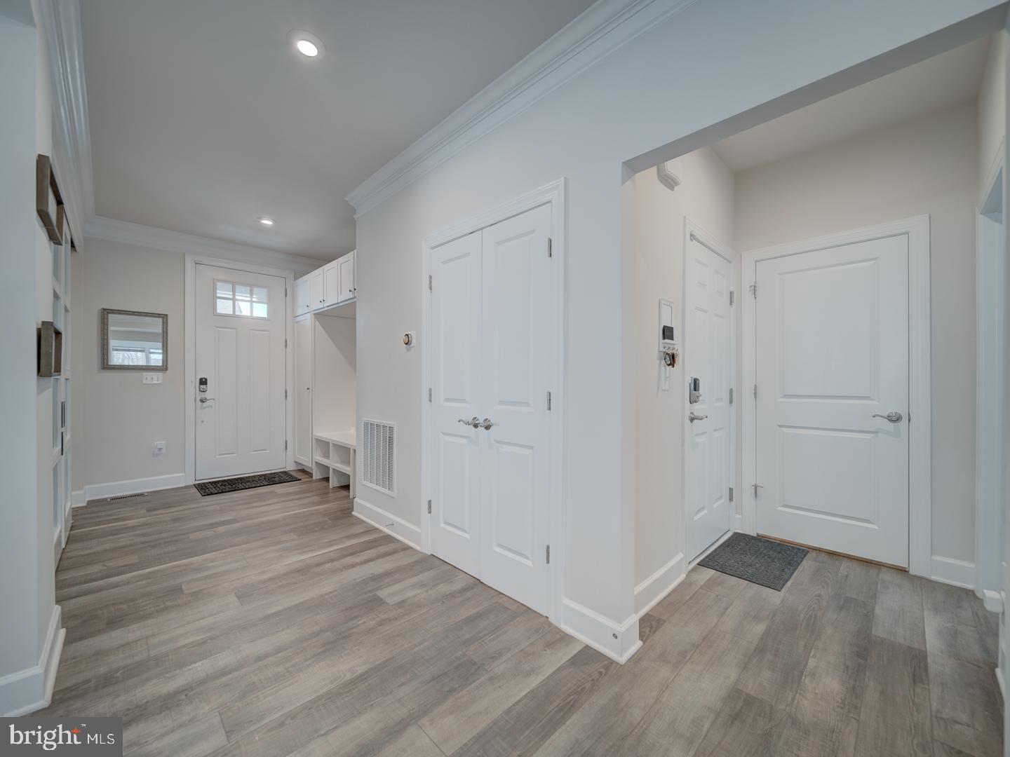 BRADLEY SQUARE - Residential