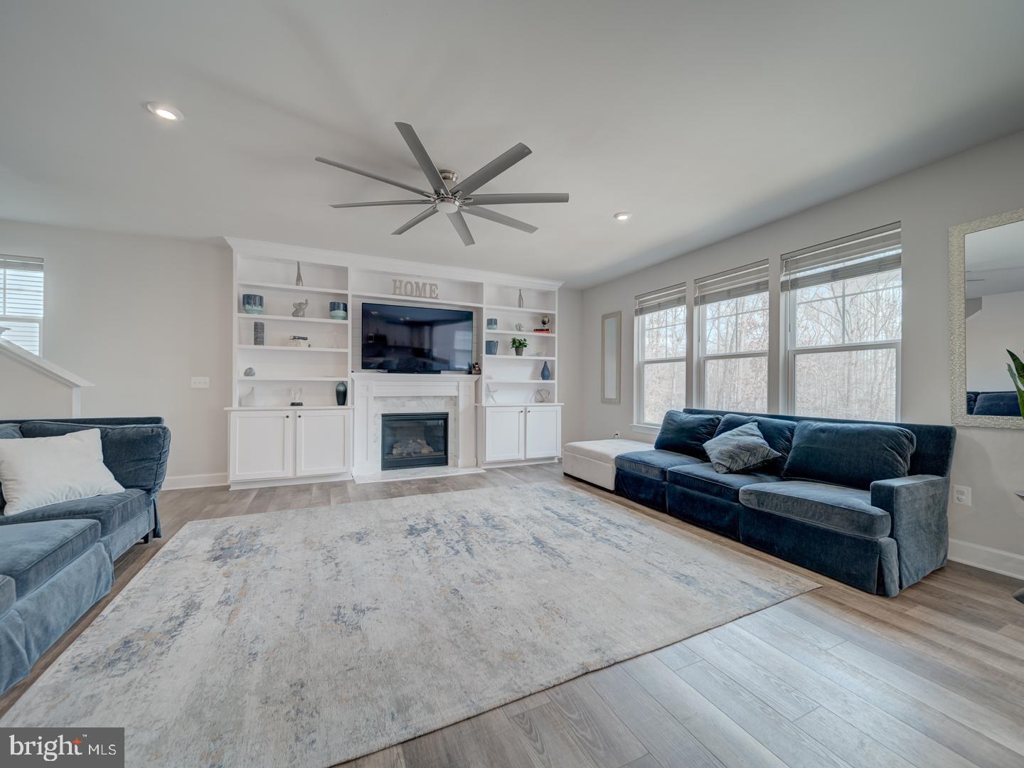 BRADLEY SQUARE - Residential