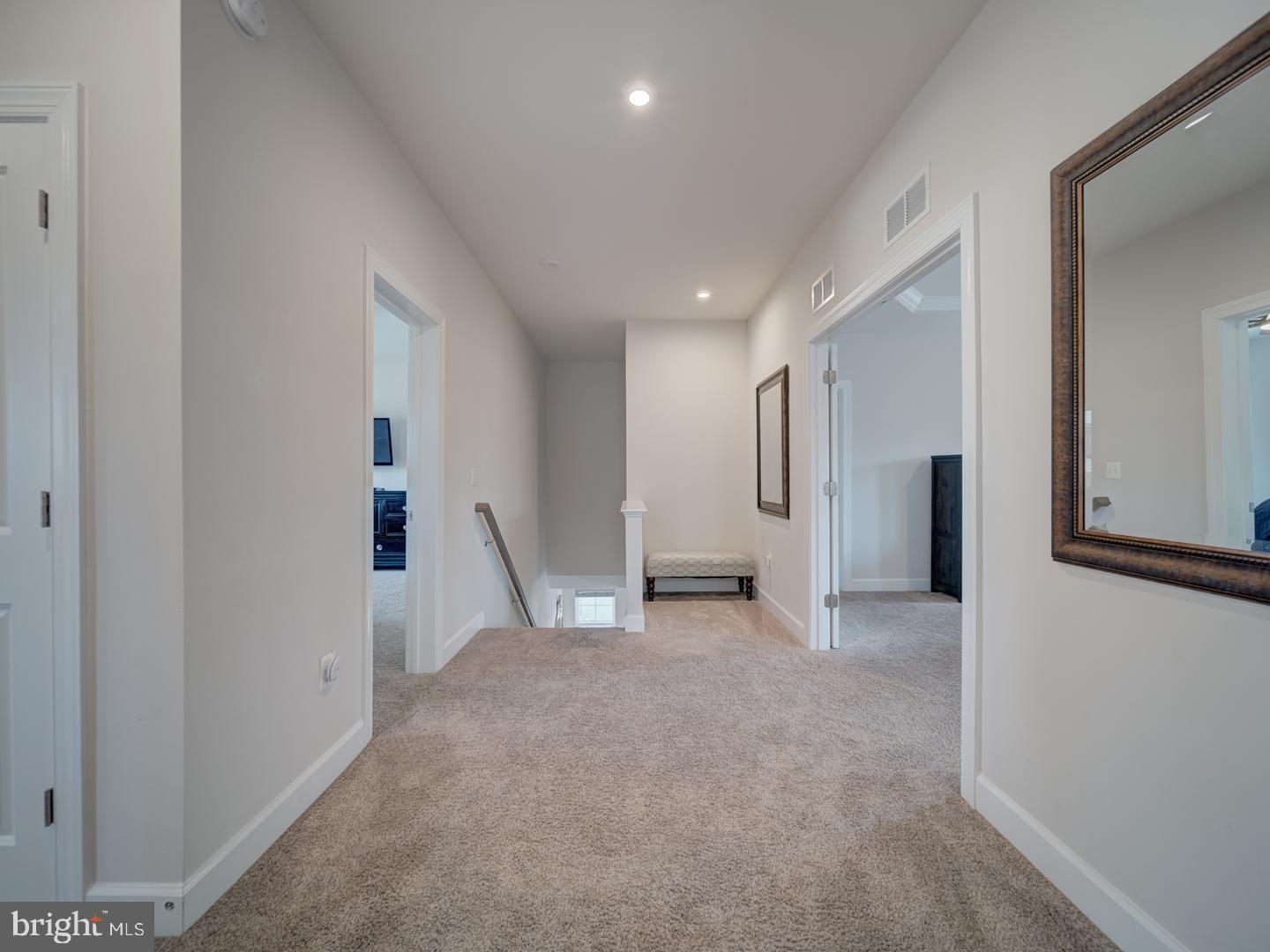 BRADLEY SQUARE - Residential