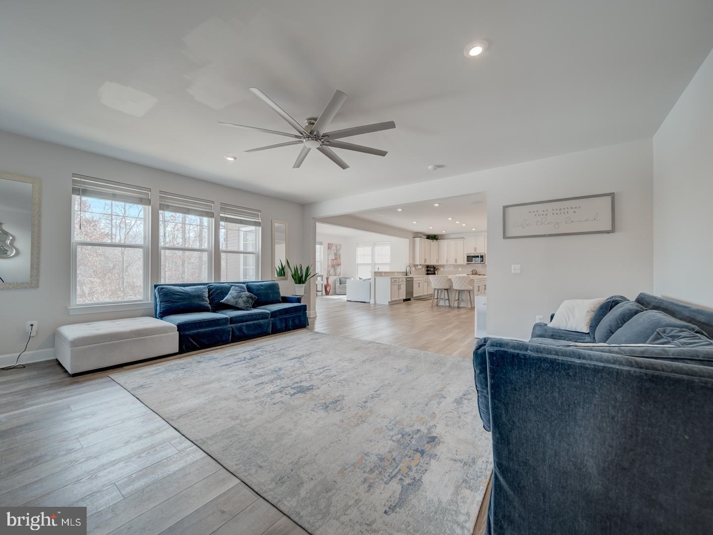 BRADLEY SQUARE - Residential