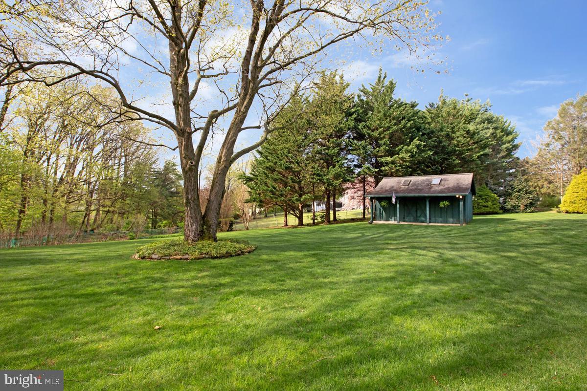 CARROLLYN MANOR - Residential