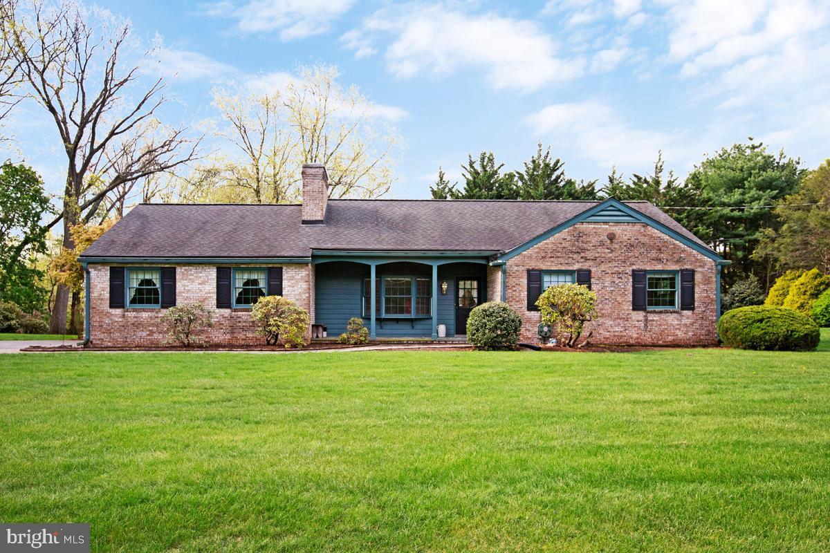 CARROLLYN MANOR - Residential