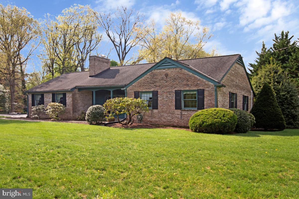 CARROLLYN MANOR - Residential