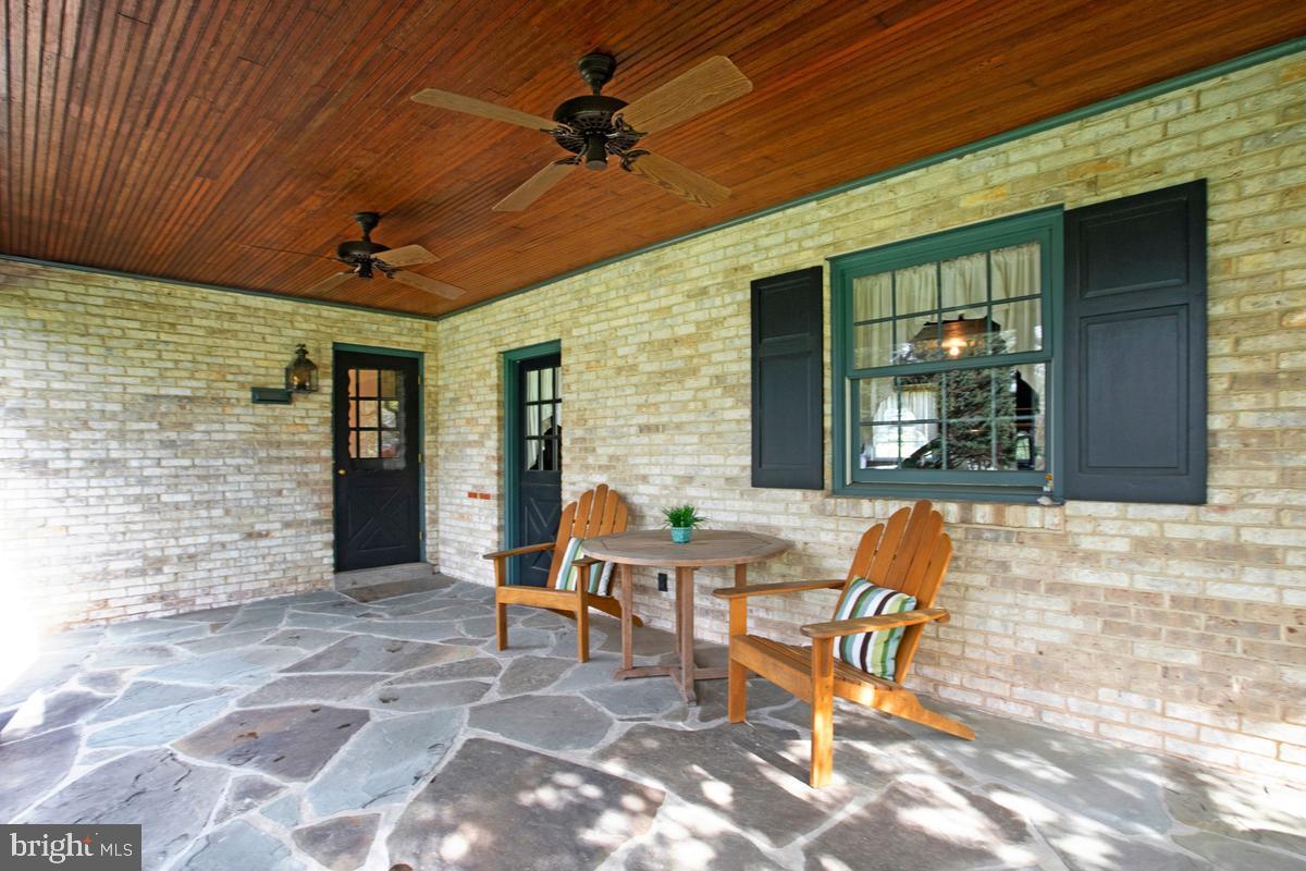 CARROLLYN MANOR - Residential