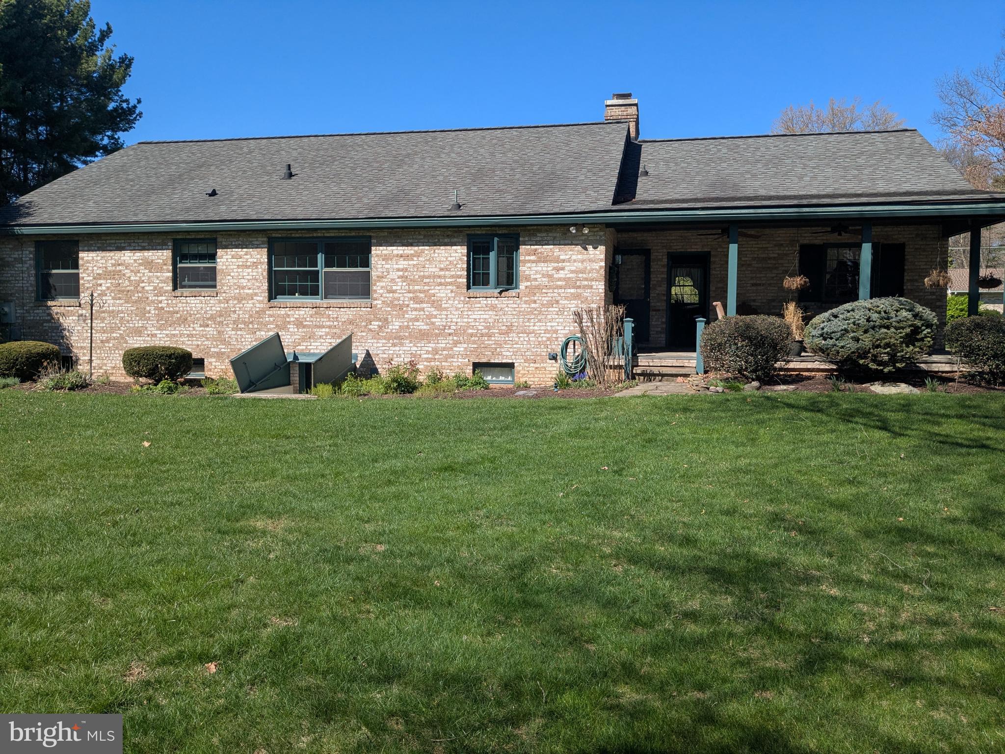 1107 CARROLLYN DRIVE