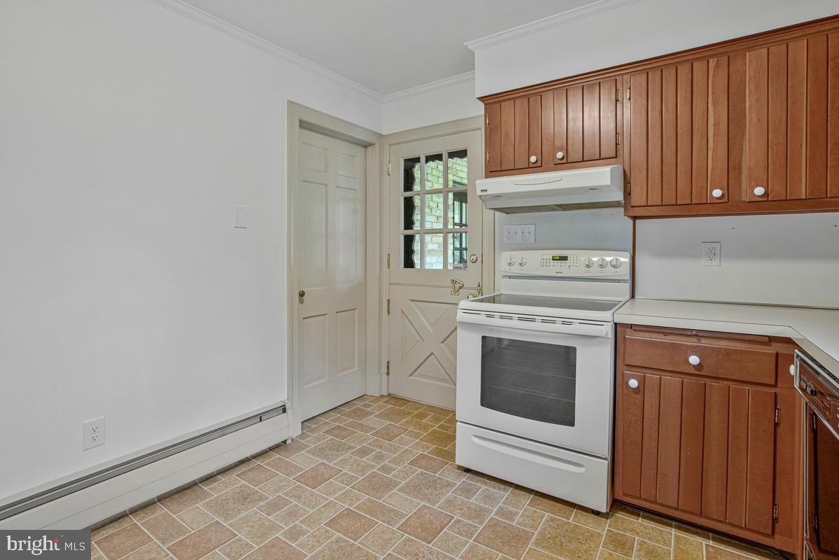 CARROLLYN MANOR - Residential