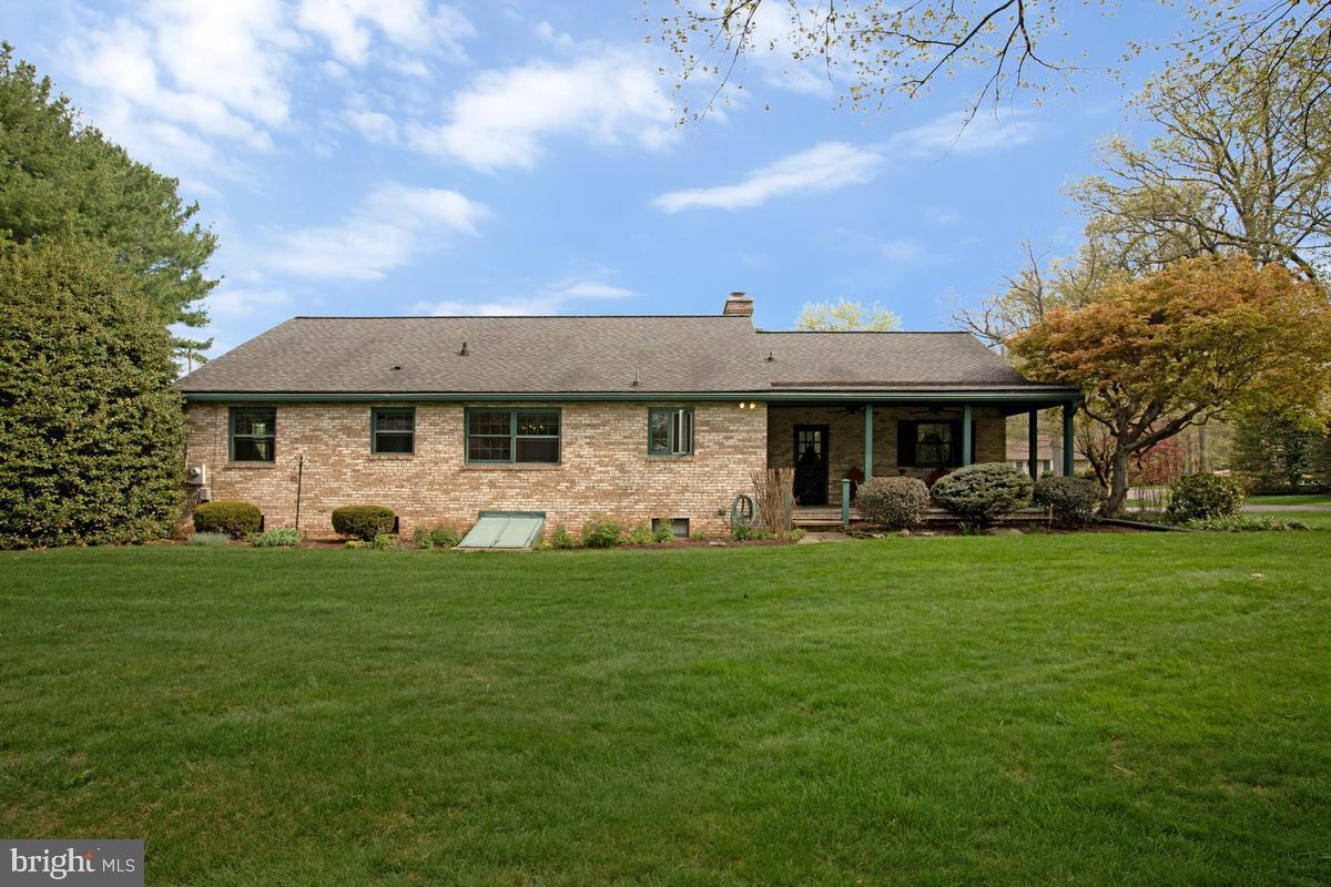 CARROLLYN MANOR - Residential