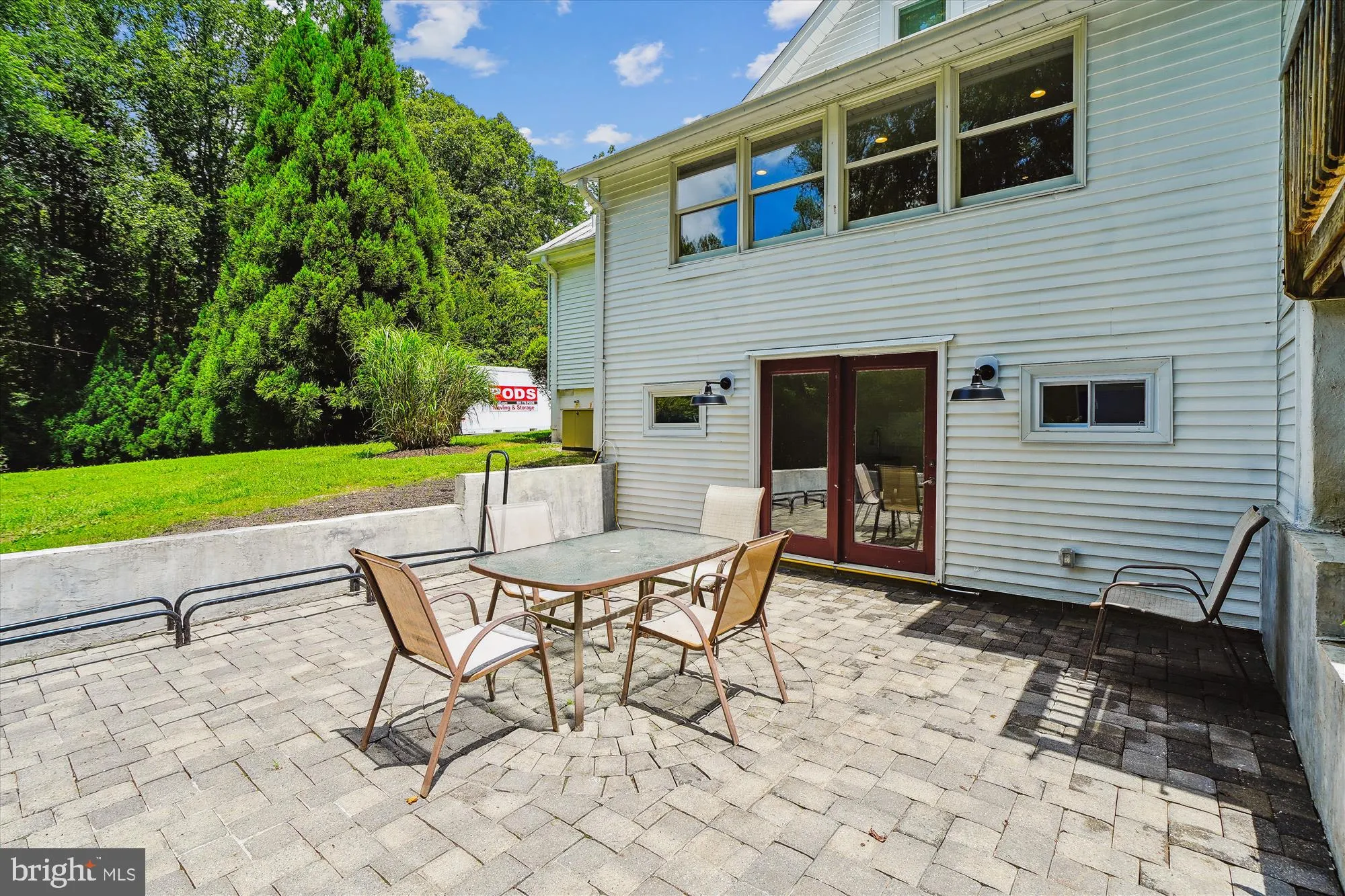 Clifton, Virginia 20124, United States, 4 Bedrooms Bedrooms, ,3 BathroomsBathrooms,Residential,Active,173960