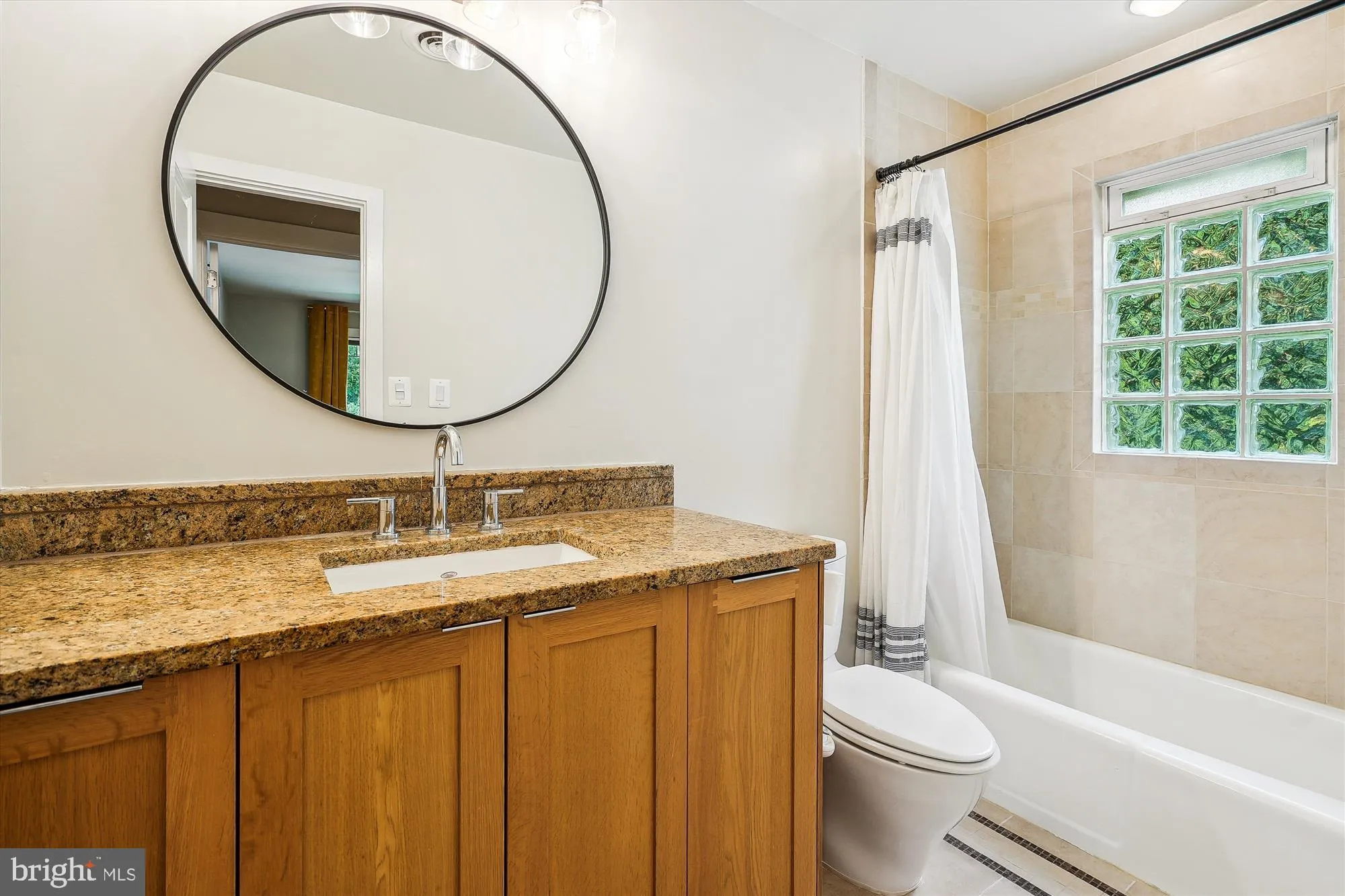 Clifton, Virginia 20124, United States, 4 Bedrooms Bedrooms, ,3 BathroomsBathrooms,Residential,Active,173960