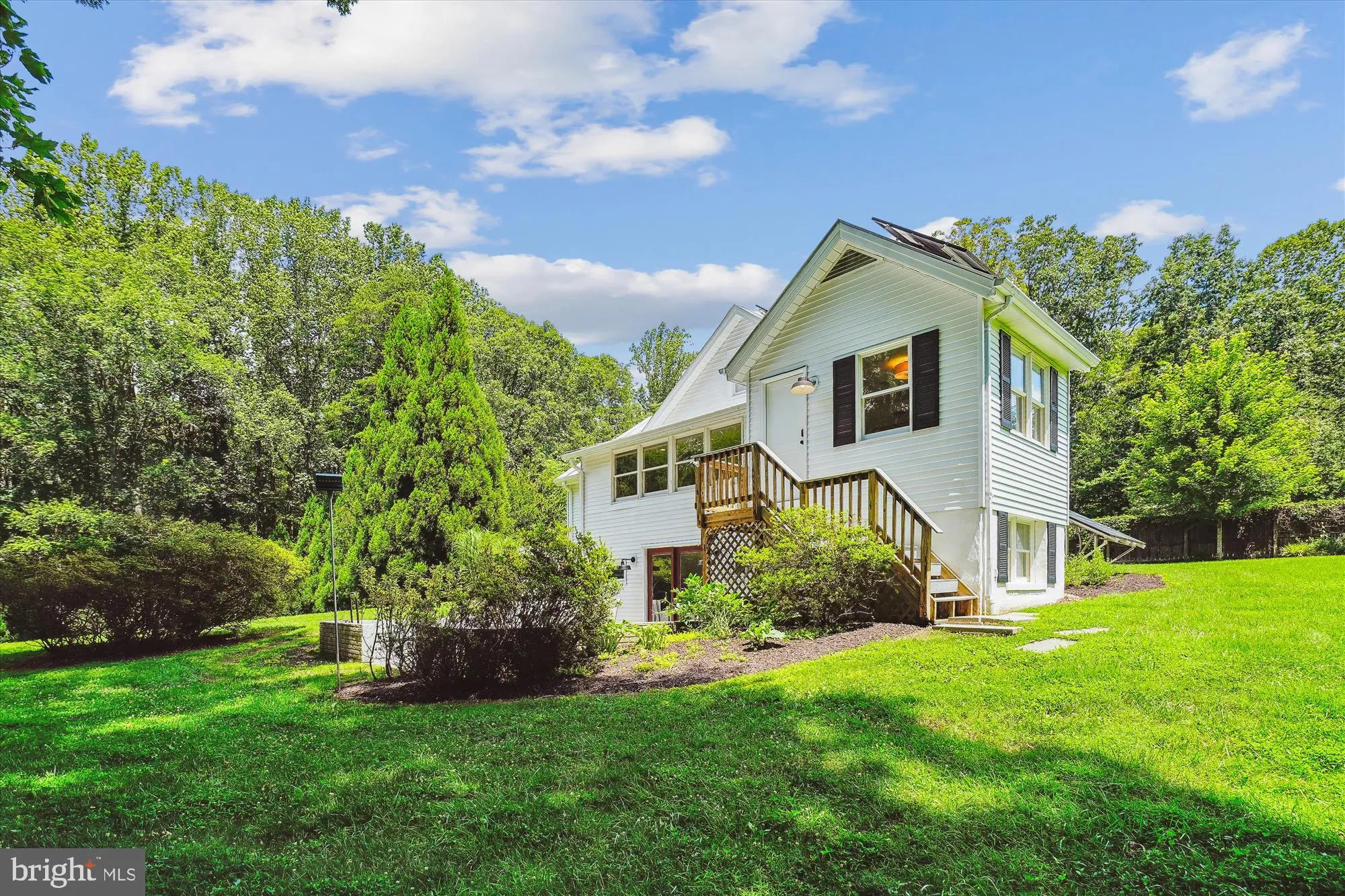 Clifton, Virginia 20124, United States, 4 Bedrooms Bedrooms, ,3 BathroomsBathrooms,Residential,Active,173960