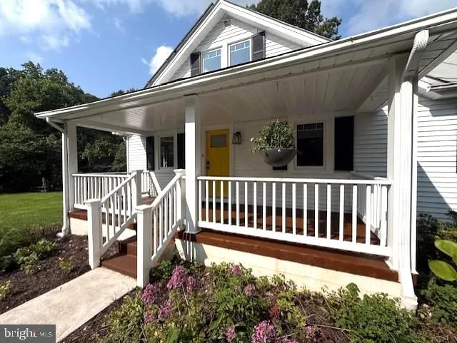 Clifton, Virginia 20124, United States, 4 Bedrooms Bedrooms, ,3 BathroomsBathrooms,Residential,Active,173960