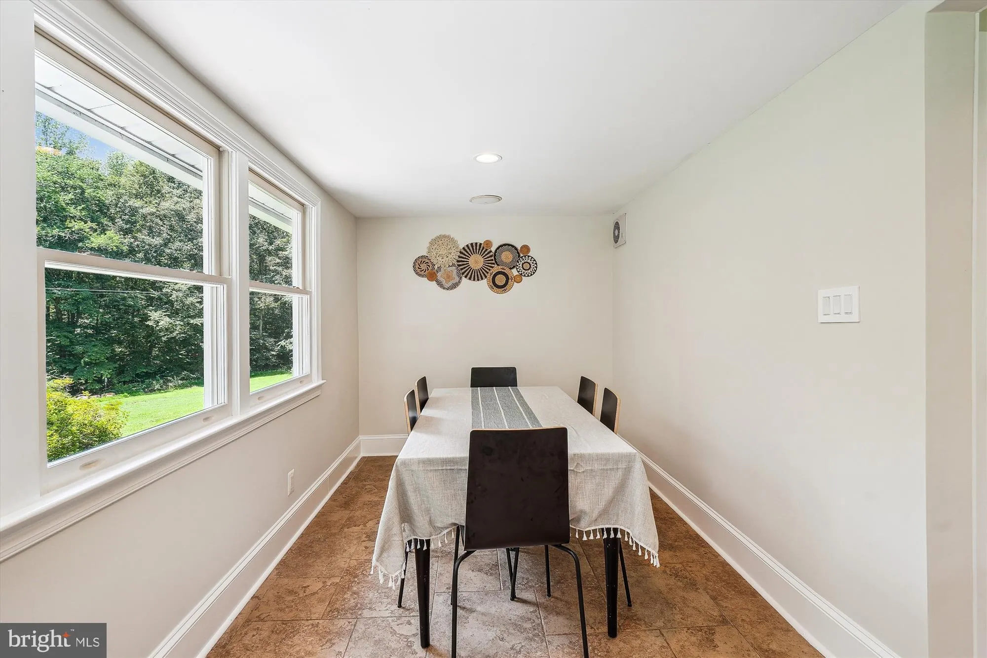 Clifton, Virginia 20124, United States, 4 Bedrooms Bedrooms, ,3 BathroomsBathrooms,Residential,Active,173960