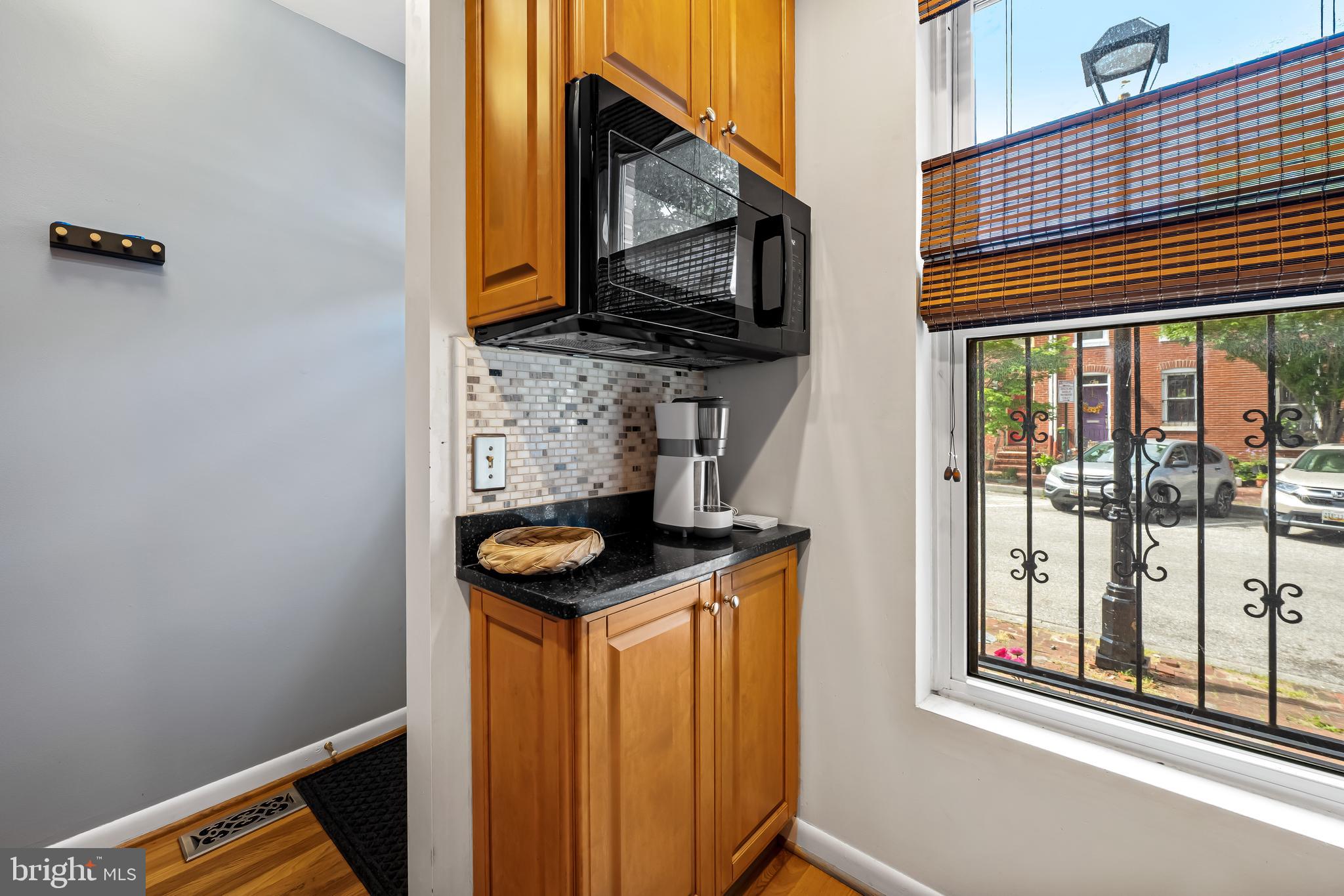 BARRE CIRCLE HISTORIC DISTRICT - Residential Lease