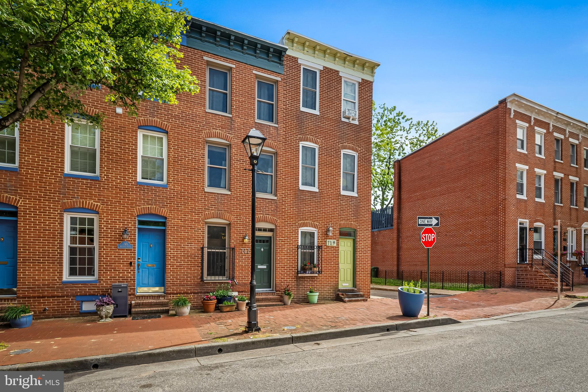 BARRE CIRCLE HISTORIC DISTRICT - Residential Lease