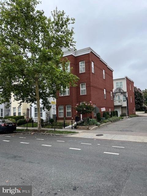 1215 V STREET NW
