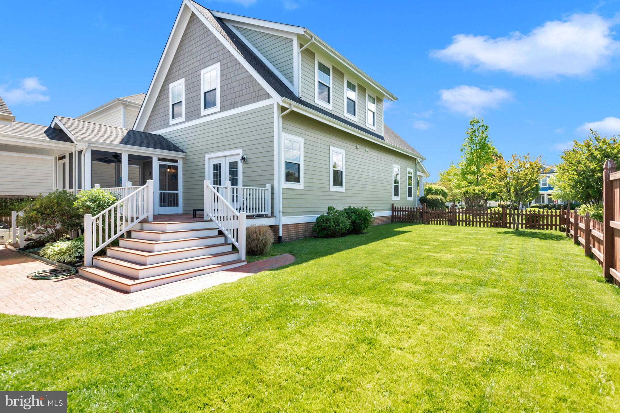 GIBSONS GRANT - Residential