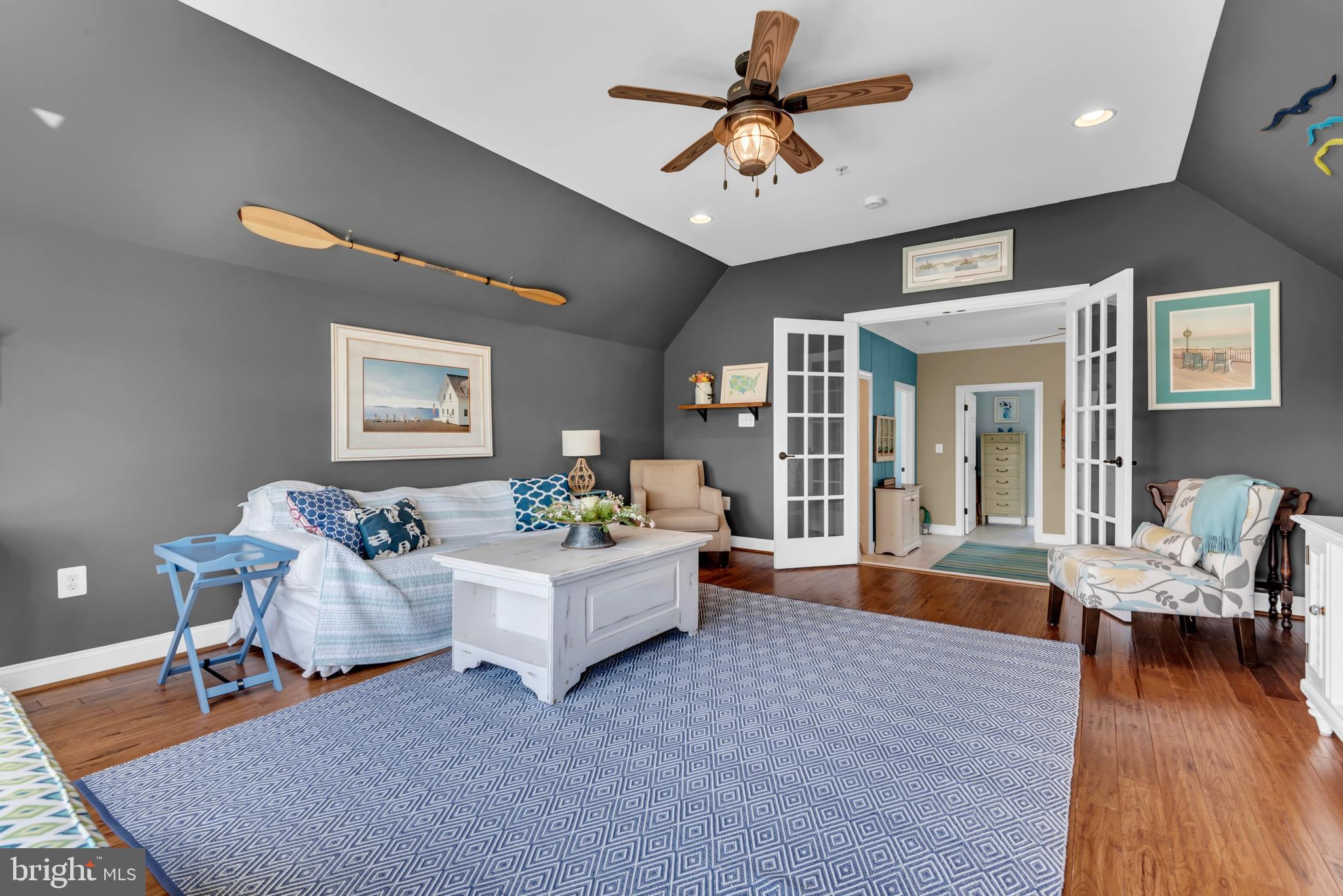 GIBSONS GRANT - Residential