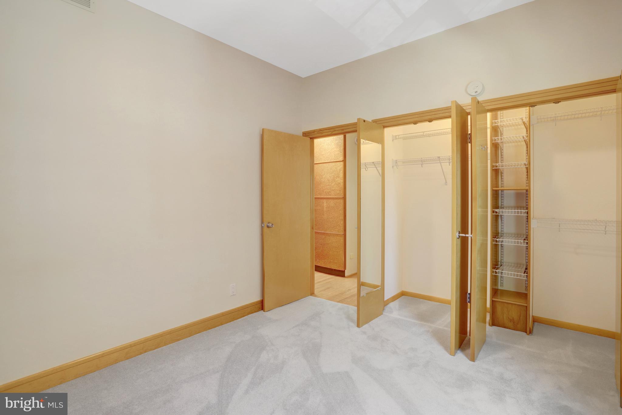 ADDISON HEIGHTS - Residential