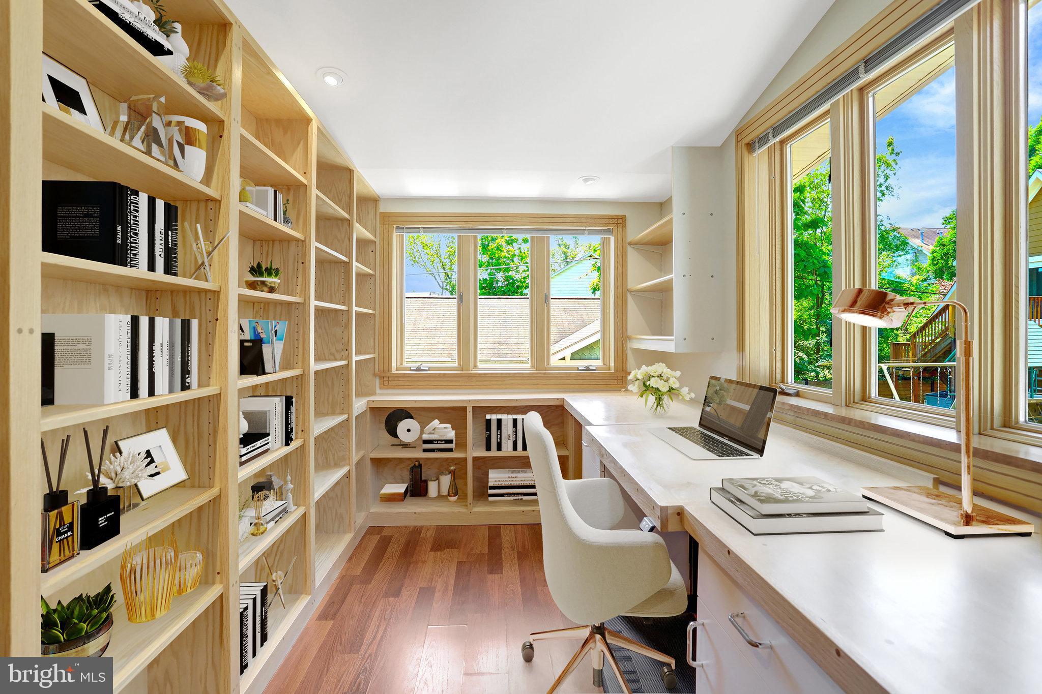 ADDISON HEIGHTS - Residential