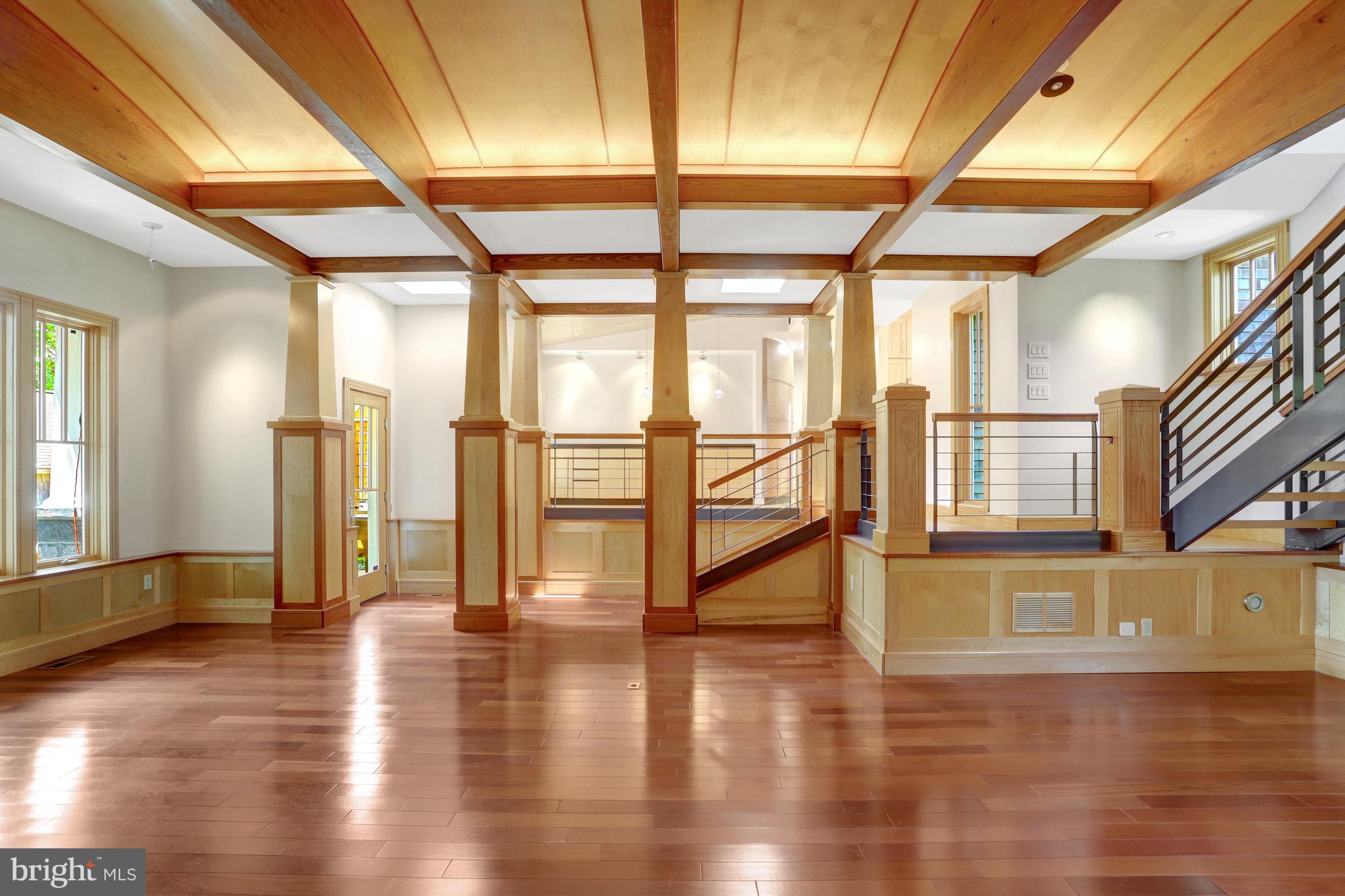 ADDISON HEIGHTS - Residential