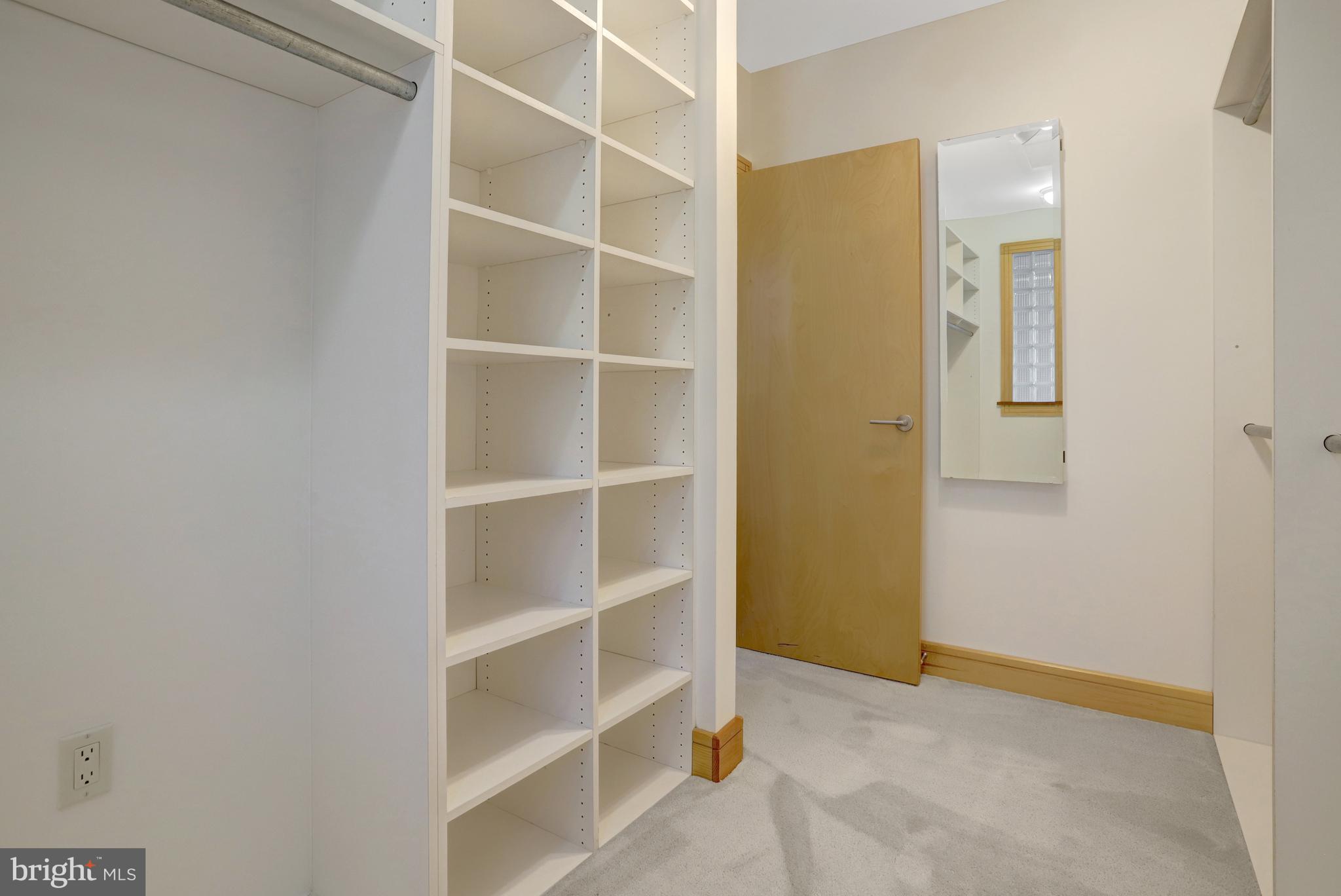 ADDISON HEIGHTS - Residential