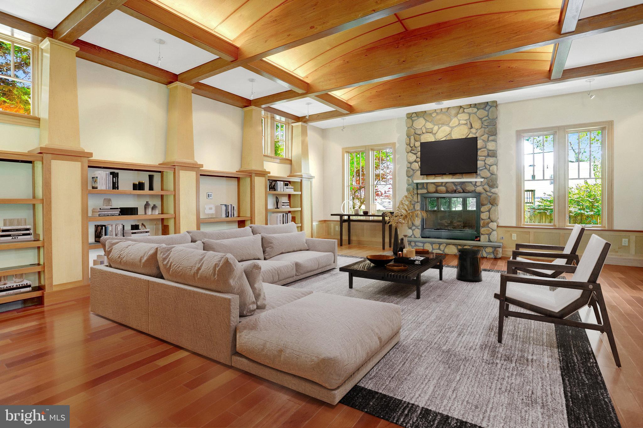 ADDISON HEIGHTS - Residential