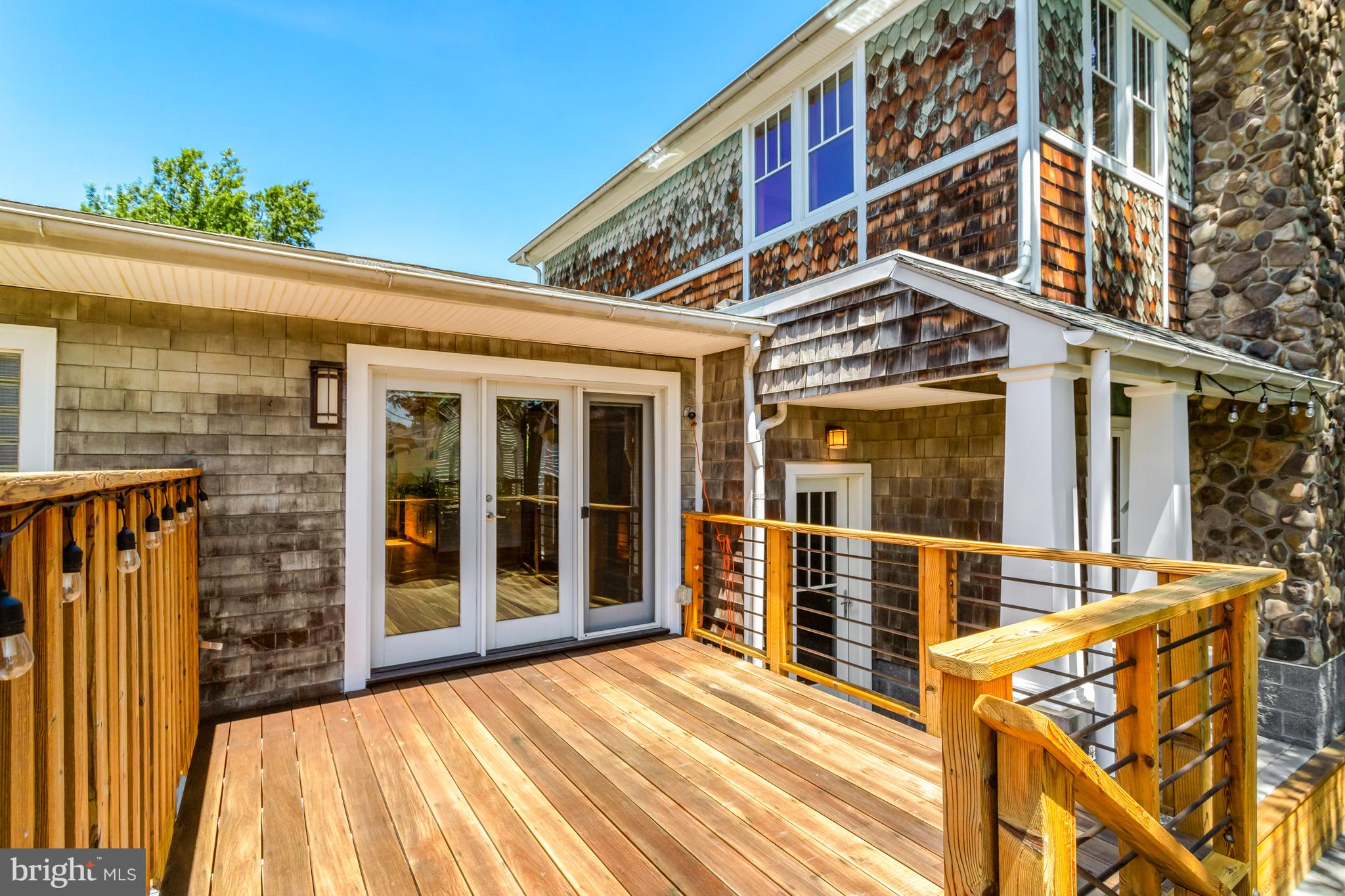 ADDISON HEIGHTS - Residential