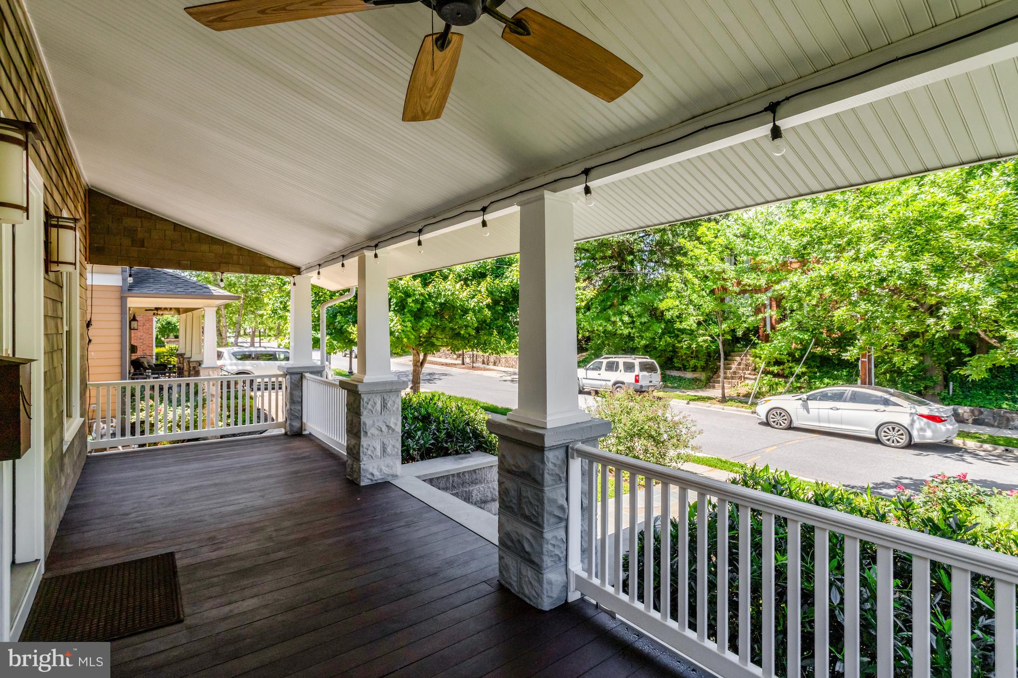 ADDISON HEIGHTS - Residential