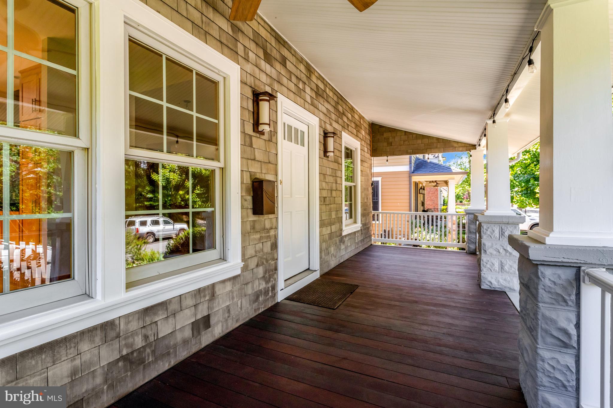 ADDISON HEIGHTS - Residential