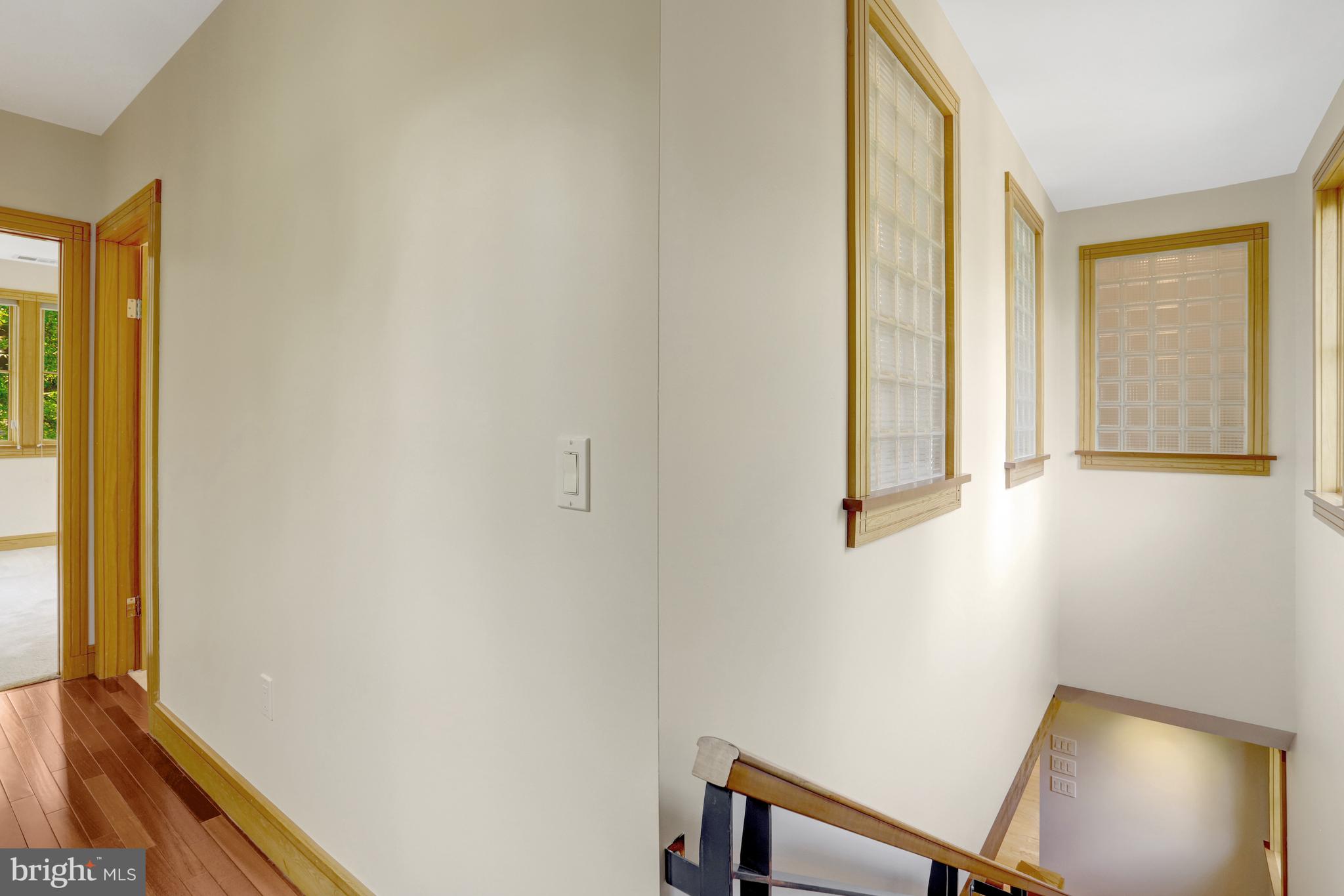 ADDISON HEIGHTS - Residential