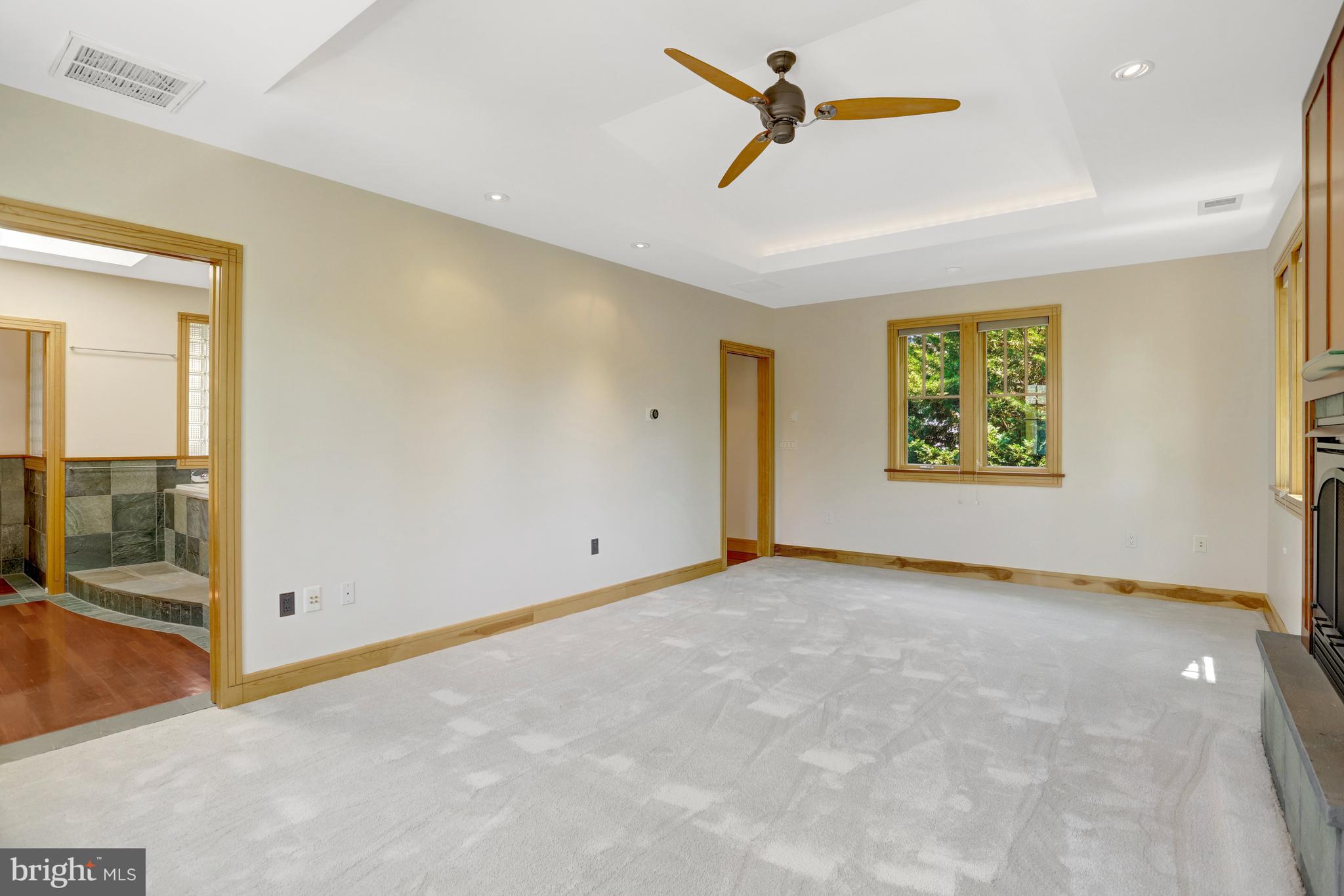 ADDISON HEIGHTS - Residential