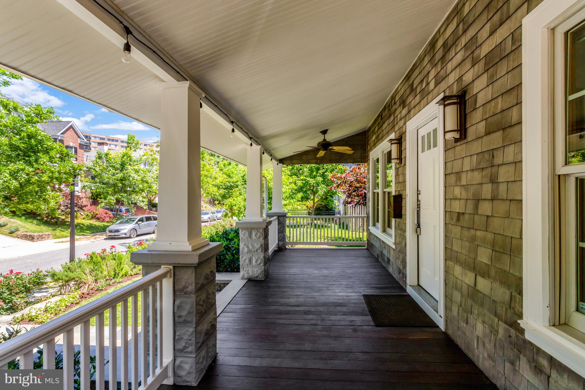 ADDISON HEIGHTS - Residential