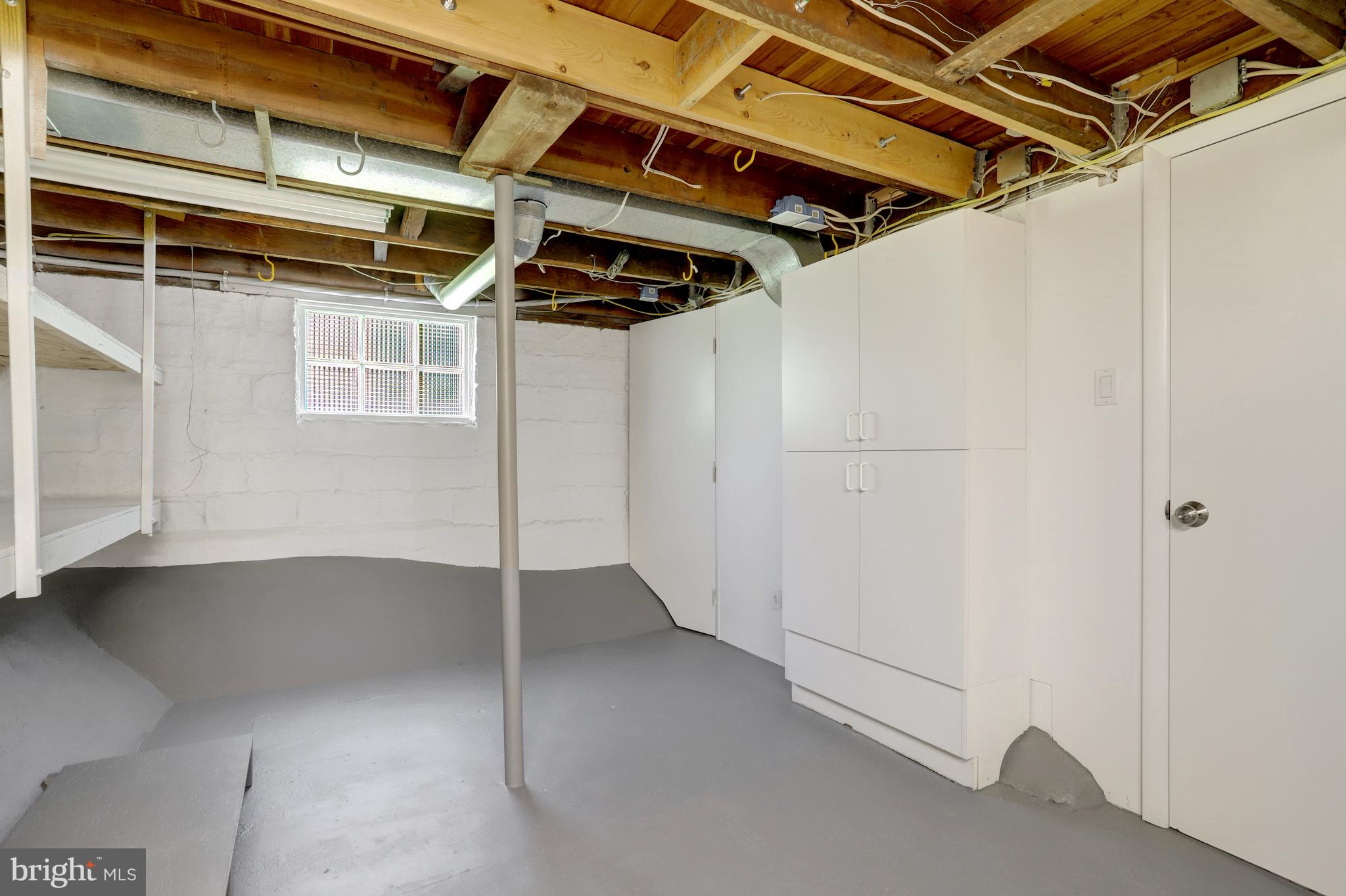 ADDISON HEIGHTS - Residential