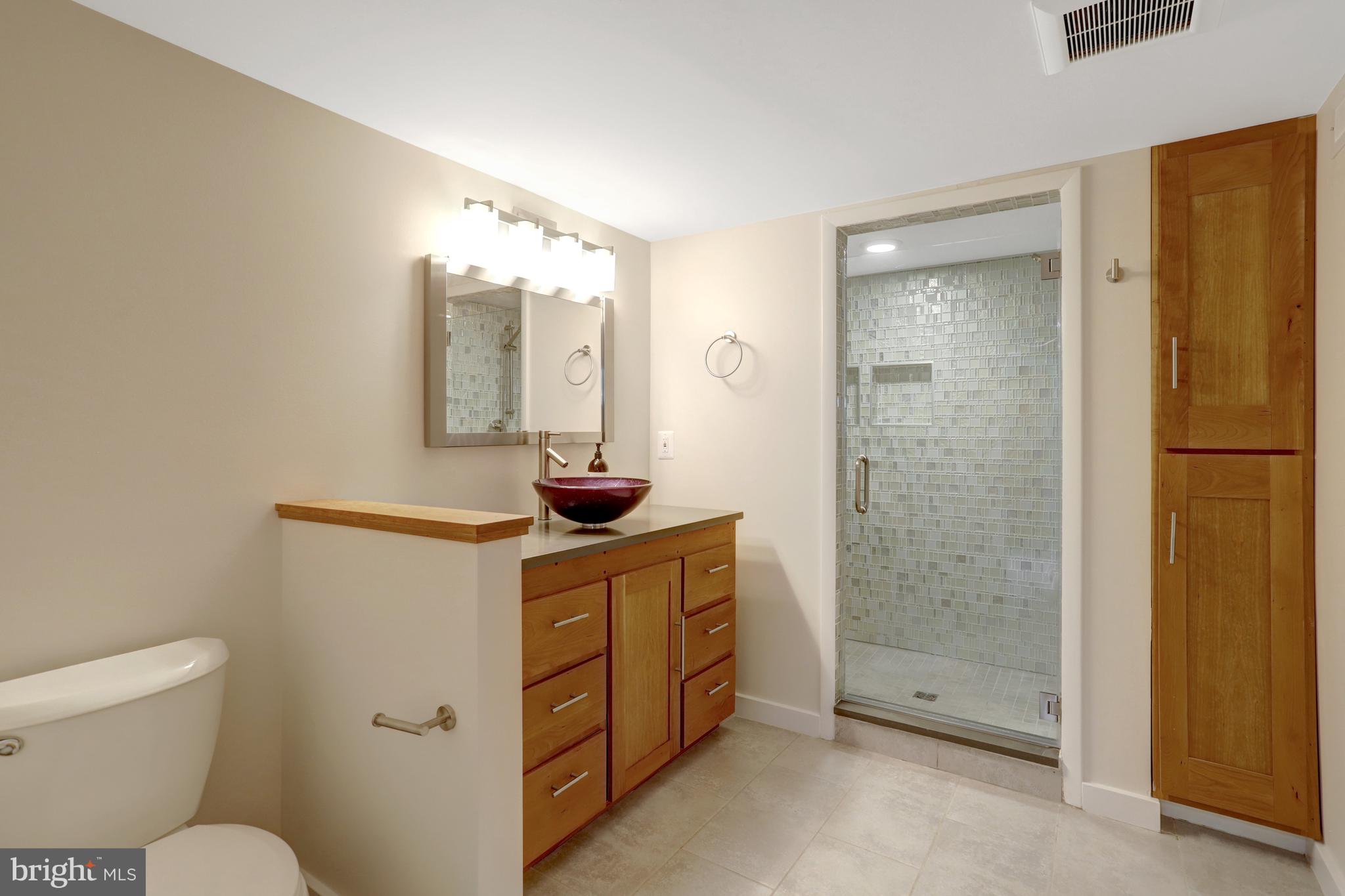 ADDISON HEIGHTS - Residential