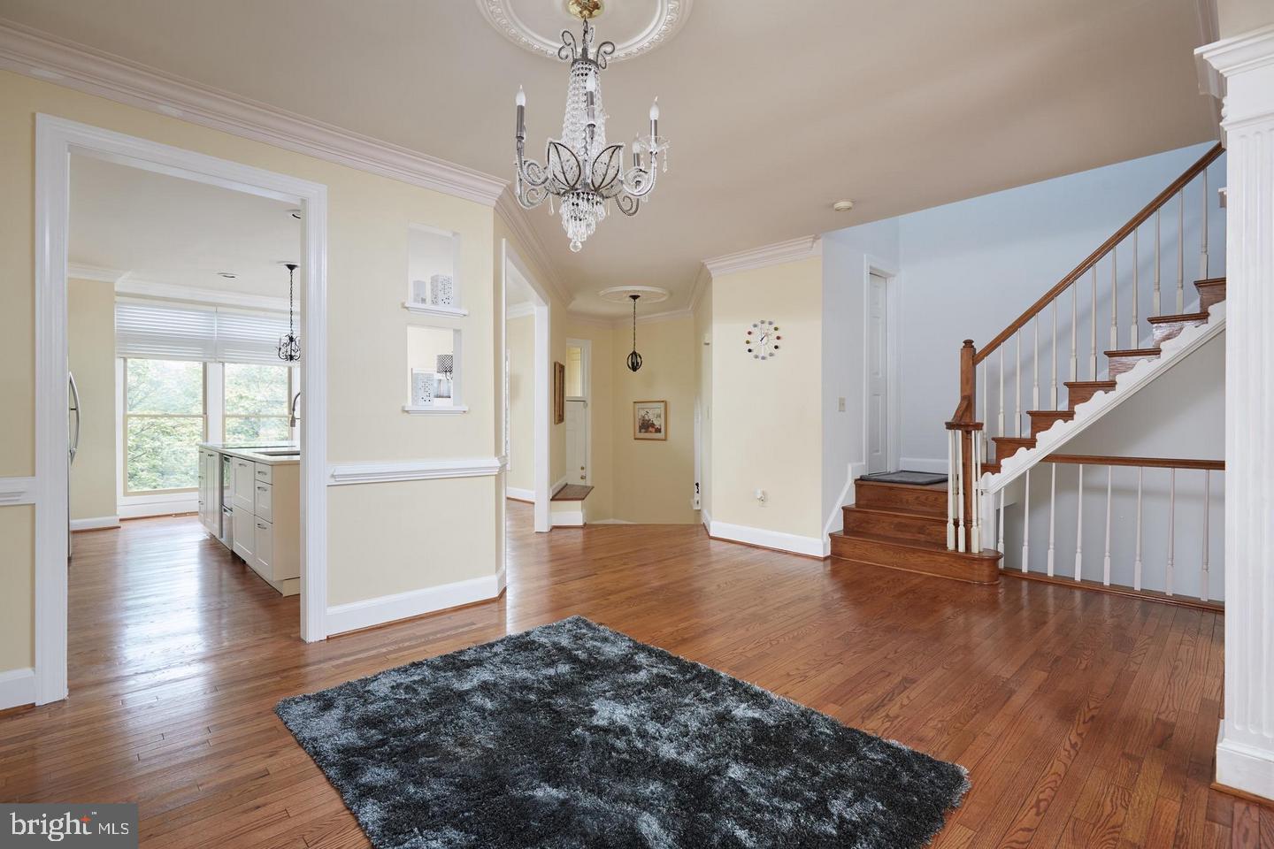 DECOVERLY ADVENTURE - Residential Lease