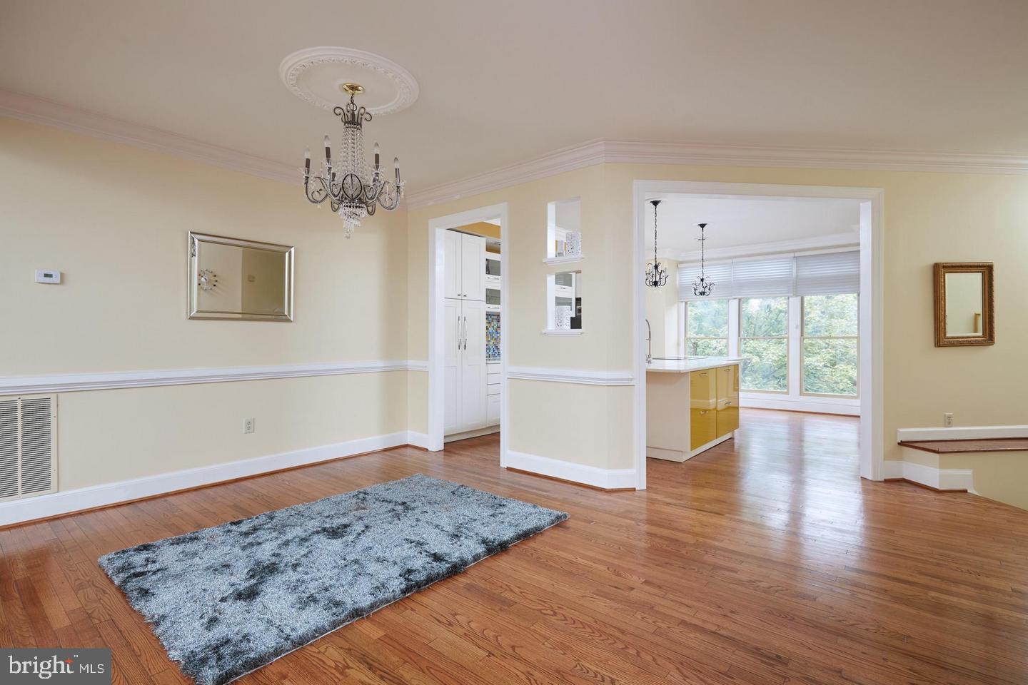 DECOVERLY ADVENTURE - Residential Lease