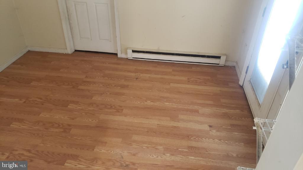 NORTHRIDGE - Residential