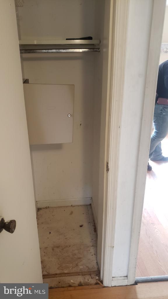 NORTHRIDGE - Residential