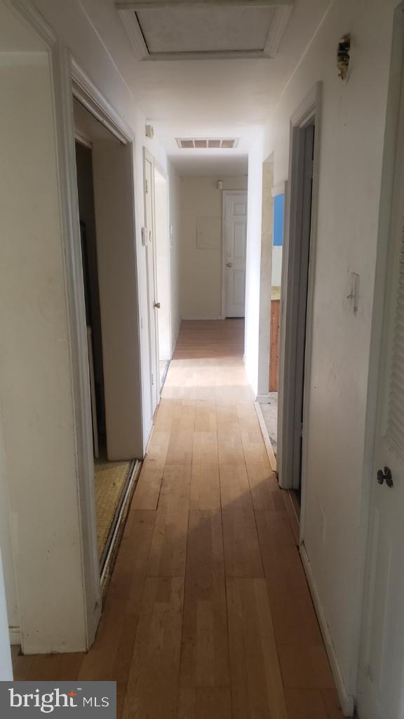 NORTHRIDGE - Residential