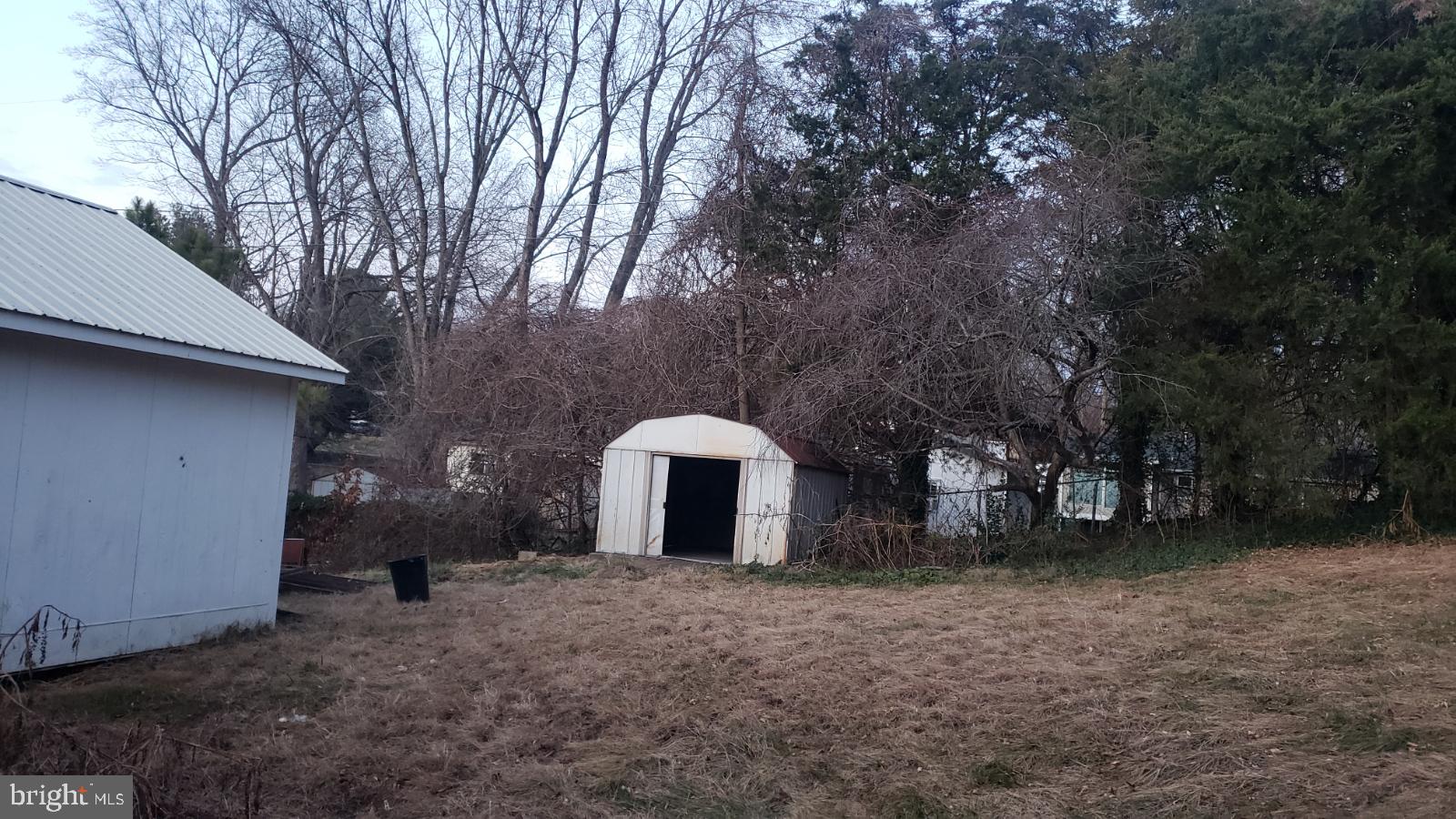 NORTHRIDGE - Residential