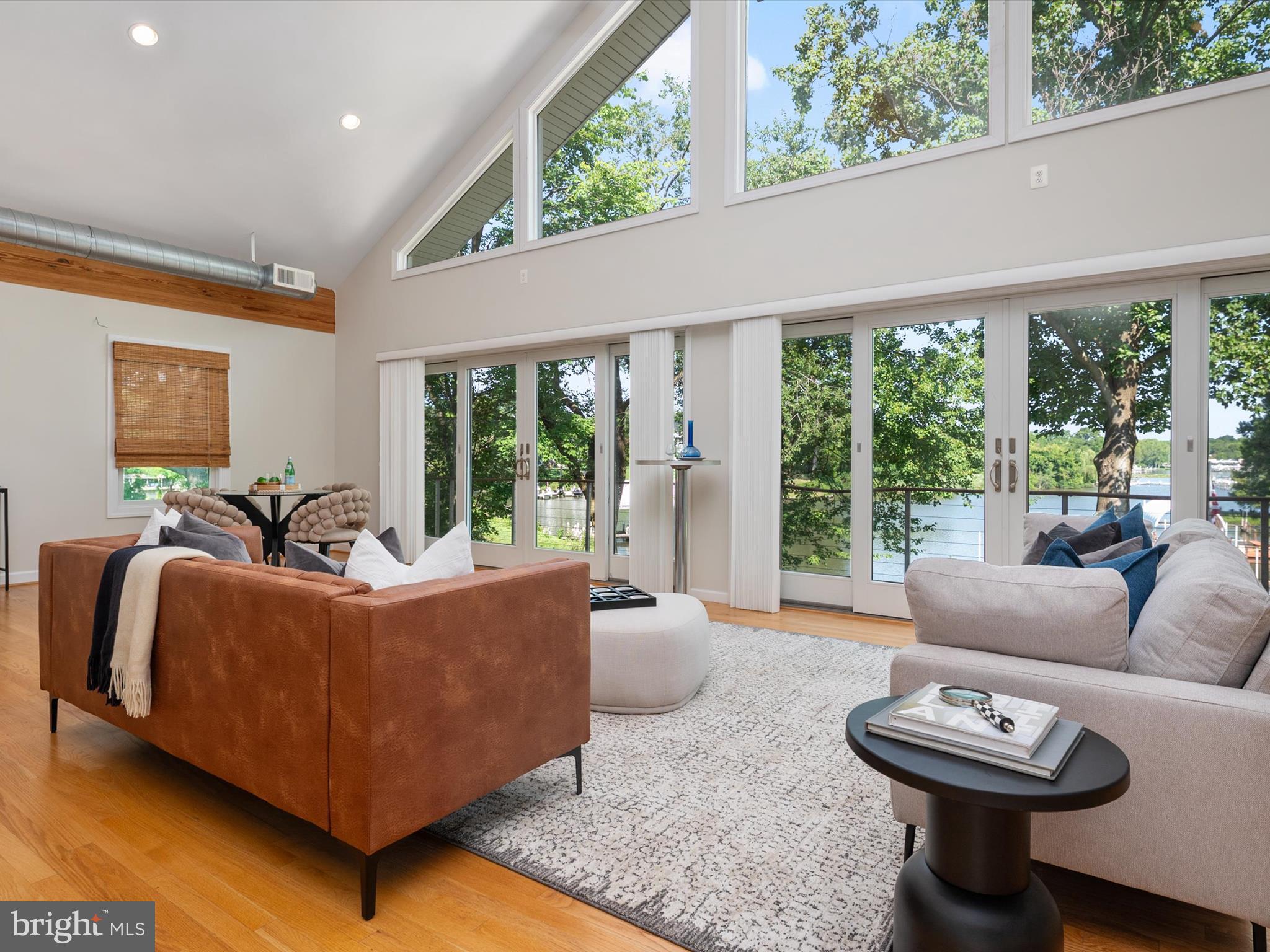 HARBOR VIEW - Residential