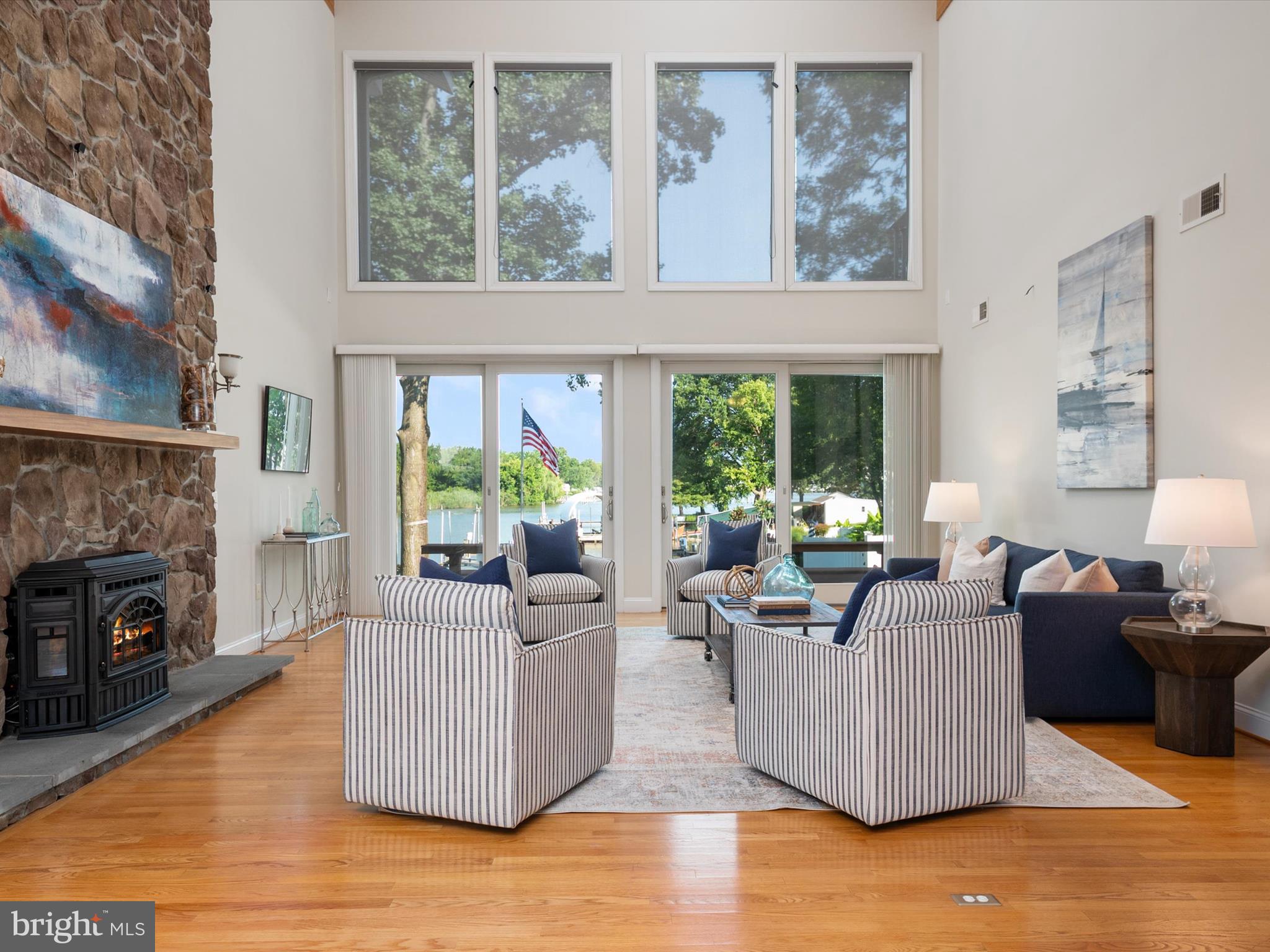 1207 BAY VIEW COURT