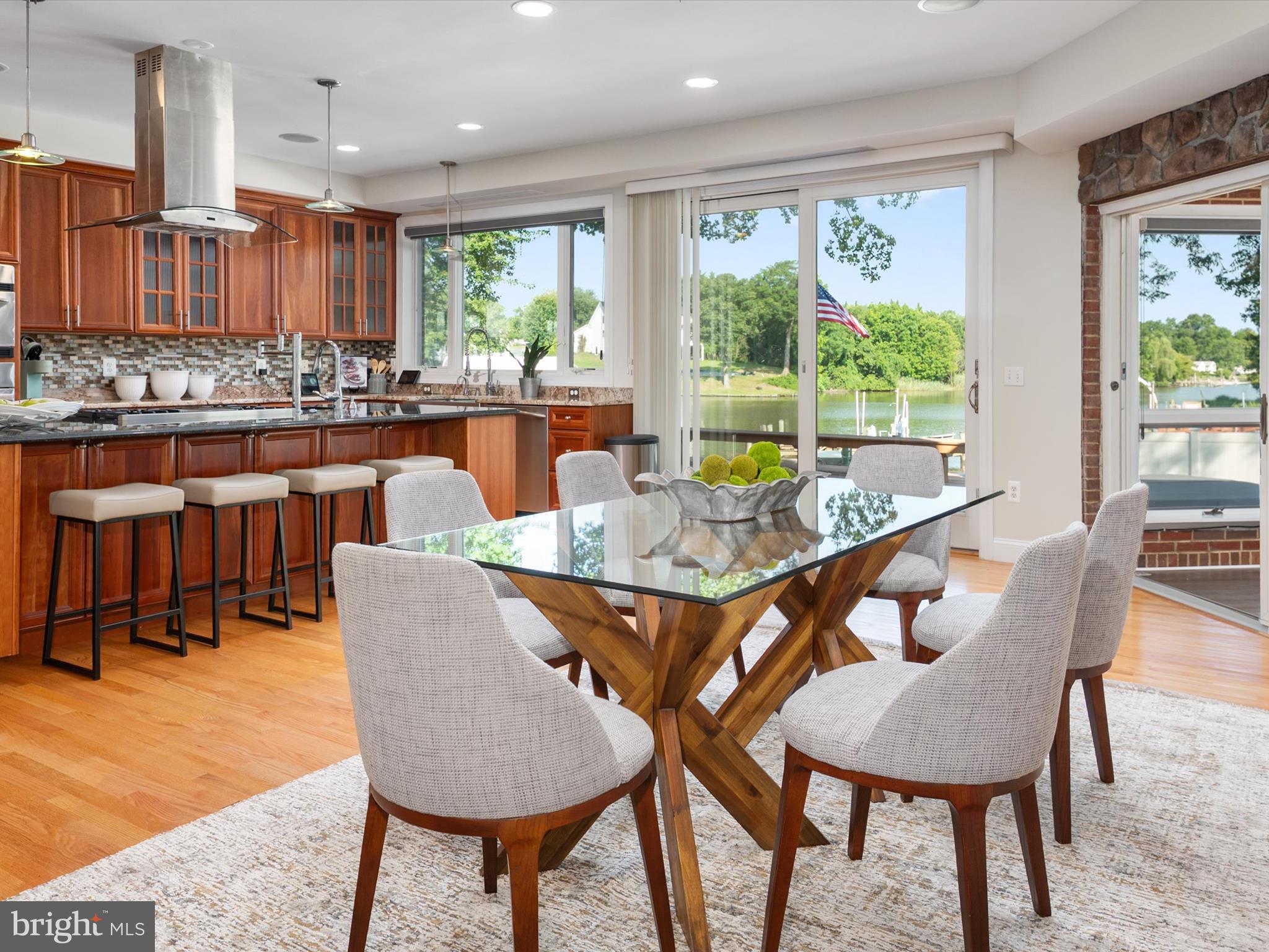 HARBOR VIEW - Residential