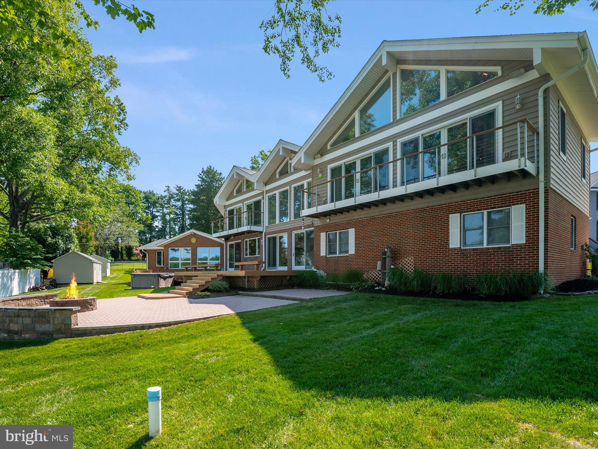 HARBOR VIEW - Residential