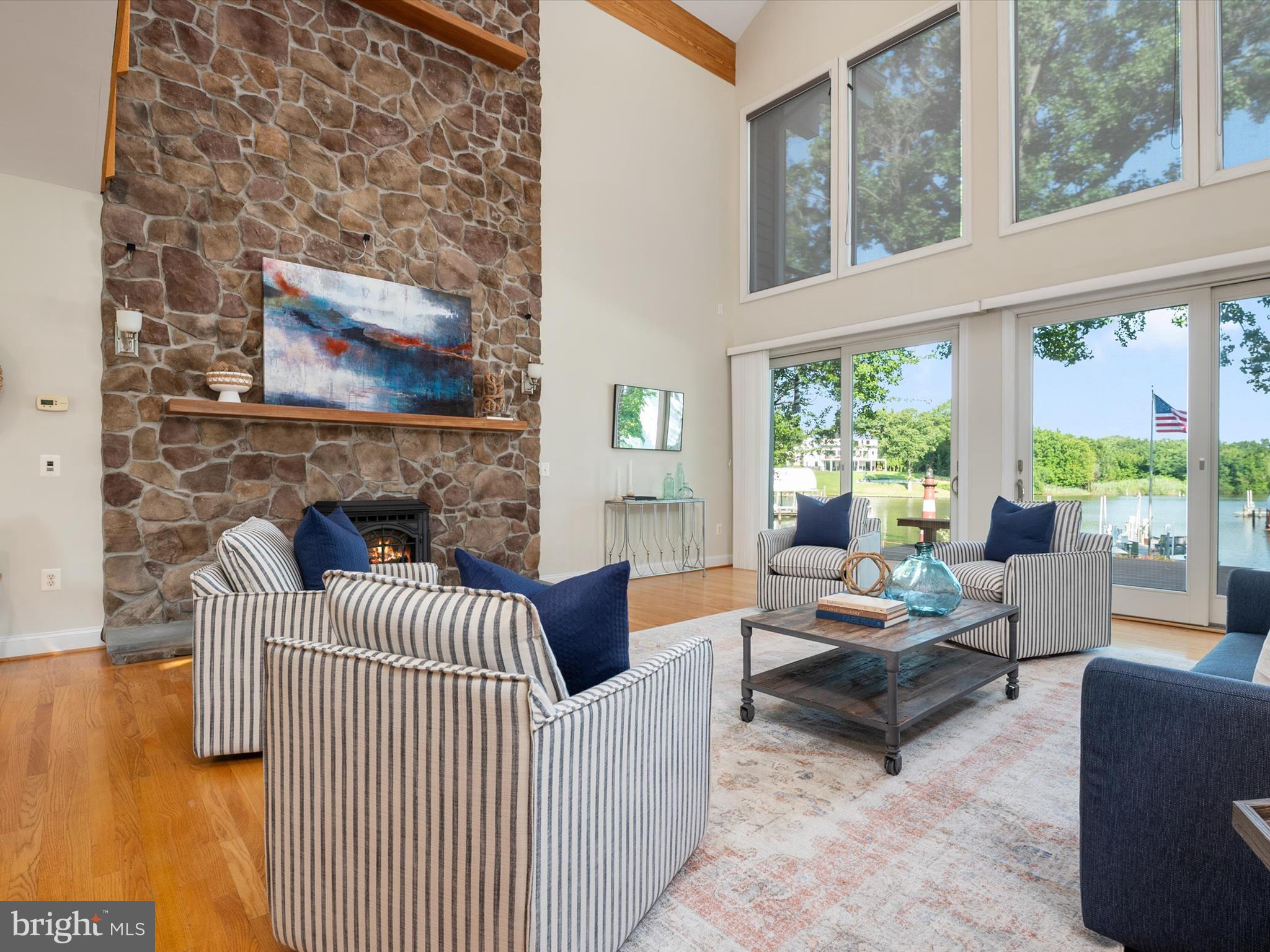 1207 BAY VIEW COURT
