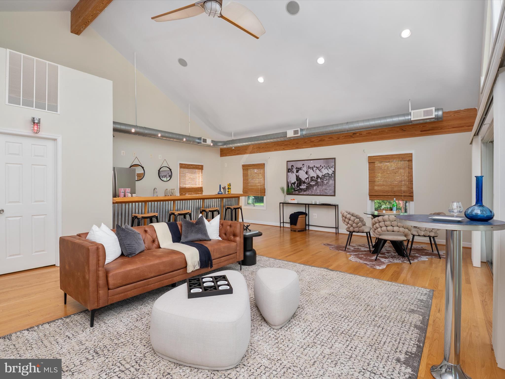 HARBOR VIEW - Residential