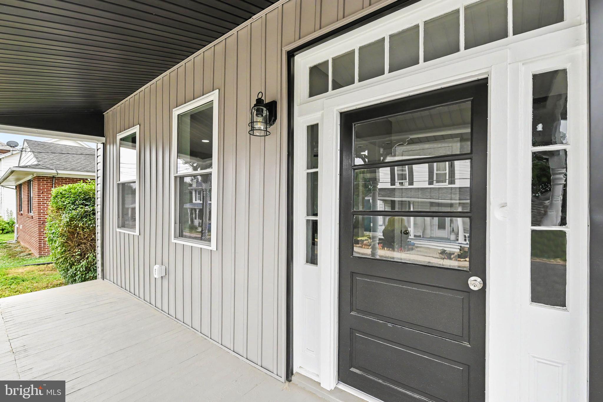 20 N WALNUT STREET