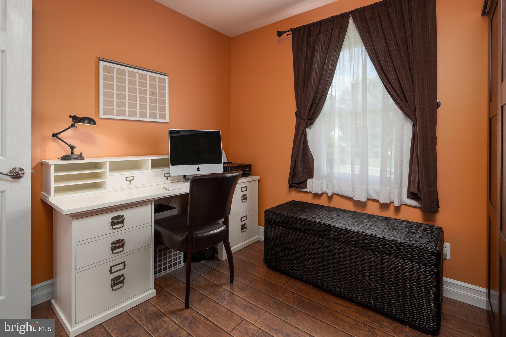 HERITAGE WOODS - Residential