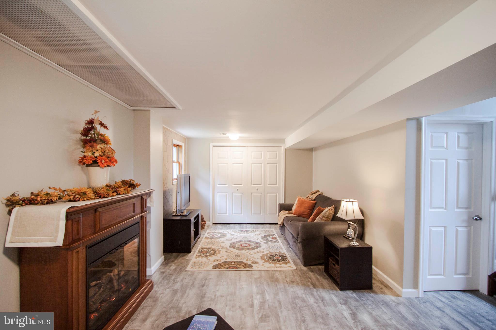 HERITAGE WOODS - Residential