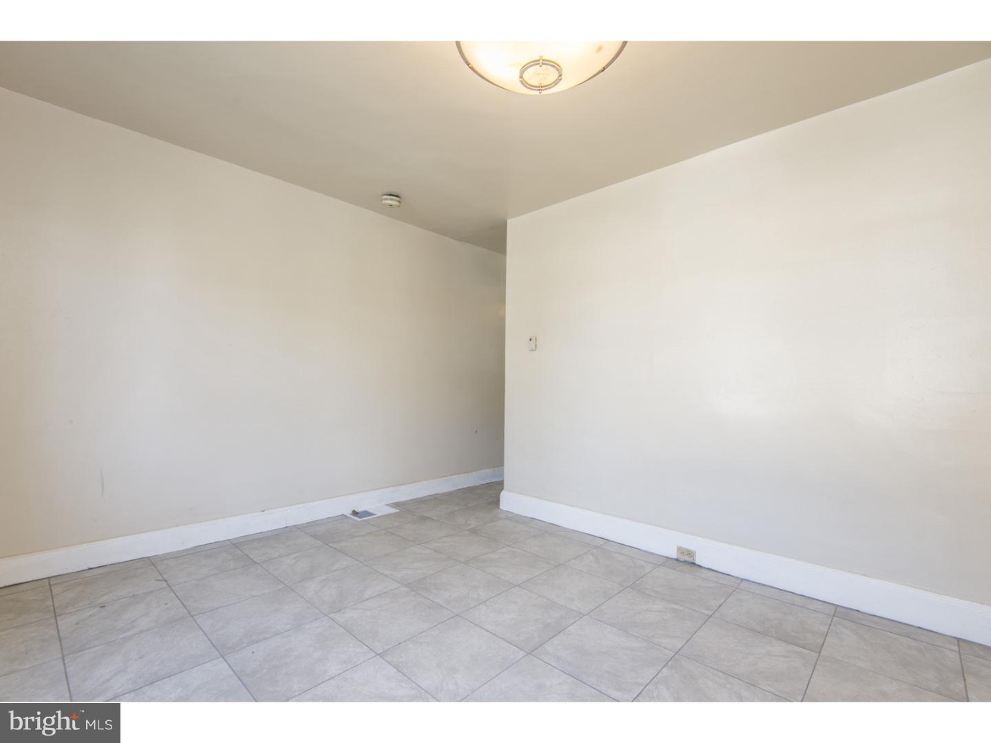 EAST FALLS - Residential Lease